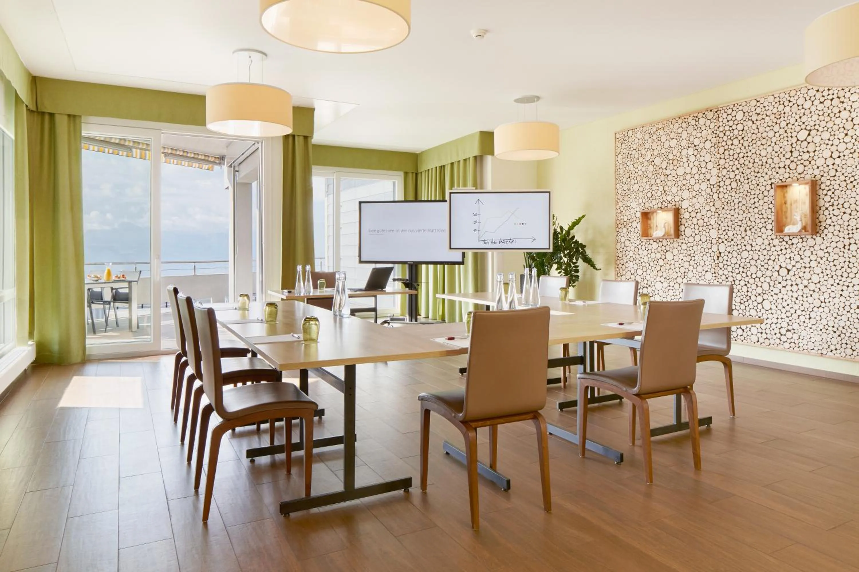 Meeting/conference room in Rigi Kaltbad Swiss Quality Hotel