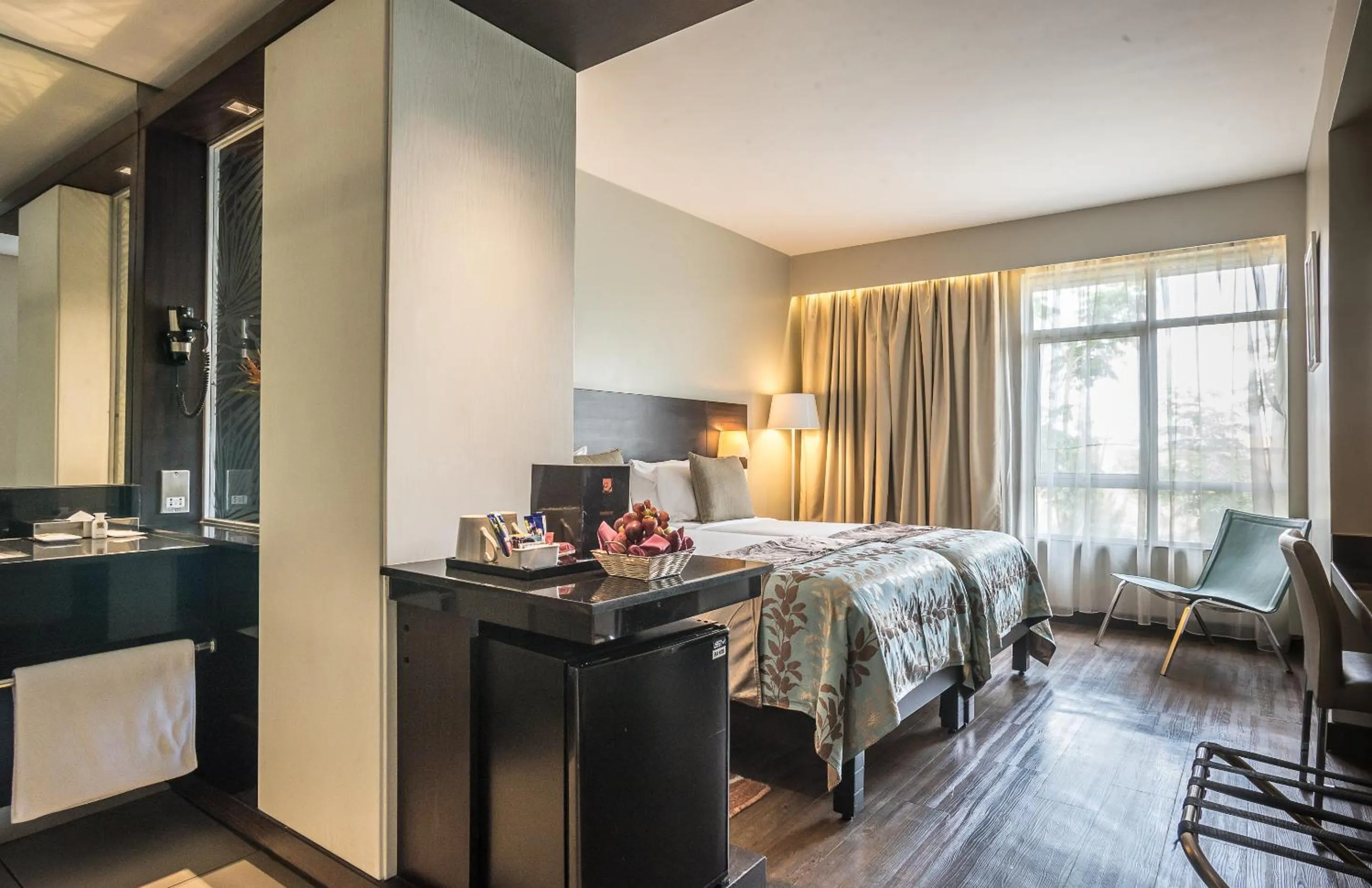 Photo of the whole room, Bed in Eka Hotel Nairobi