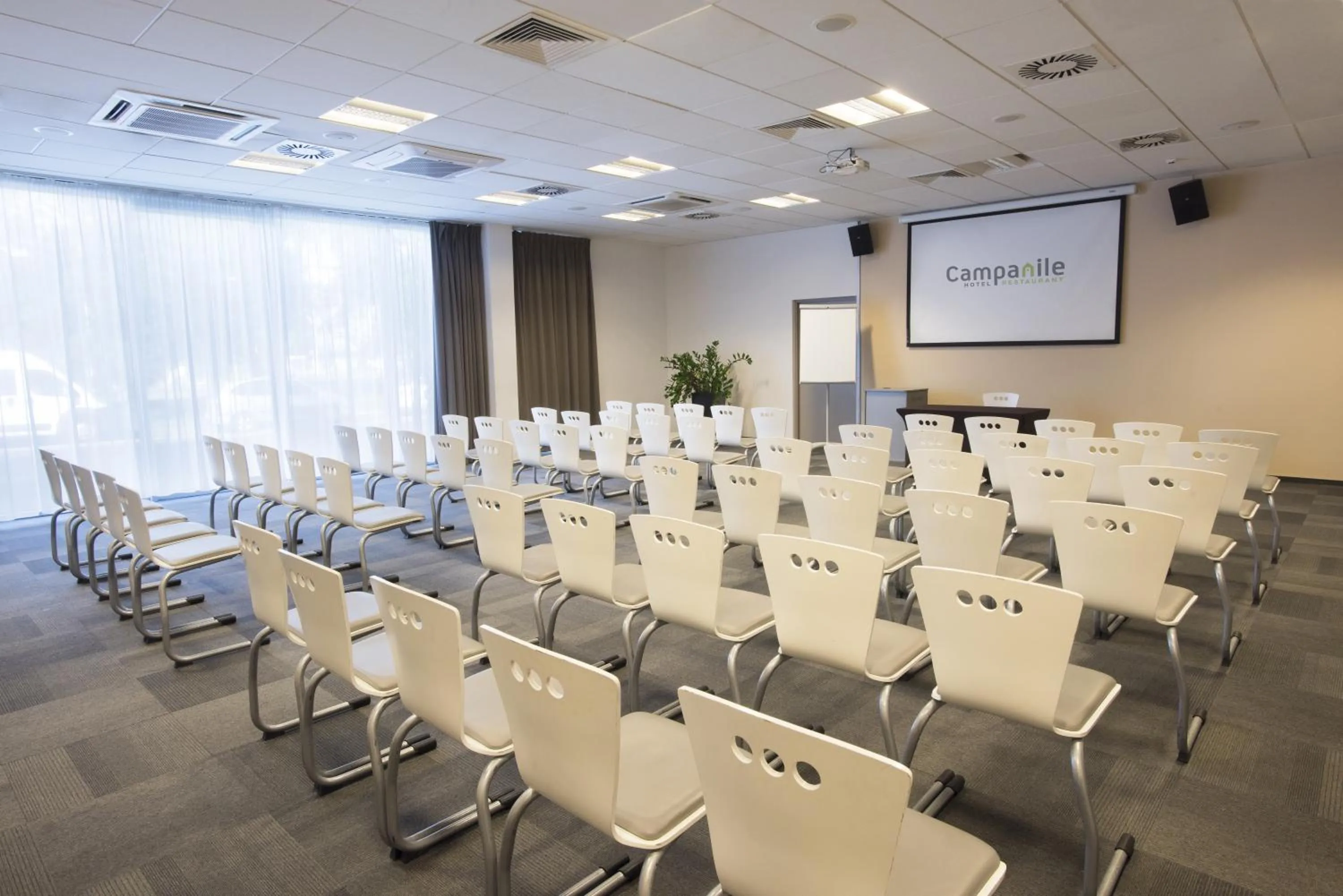 Business facilities in Campanile Wroclaw Centrum