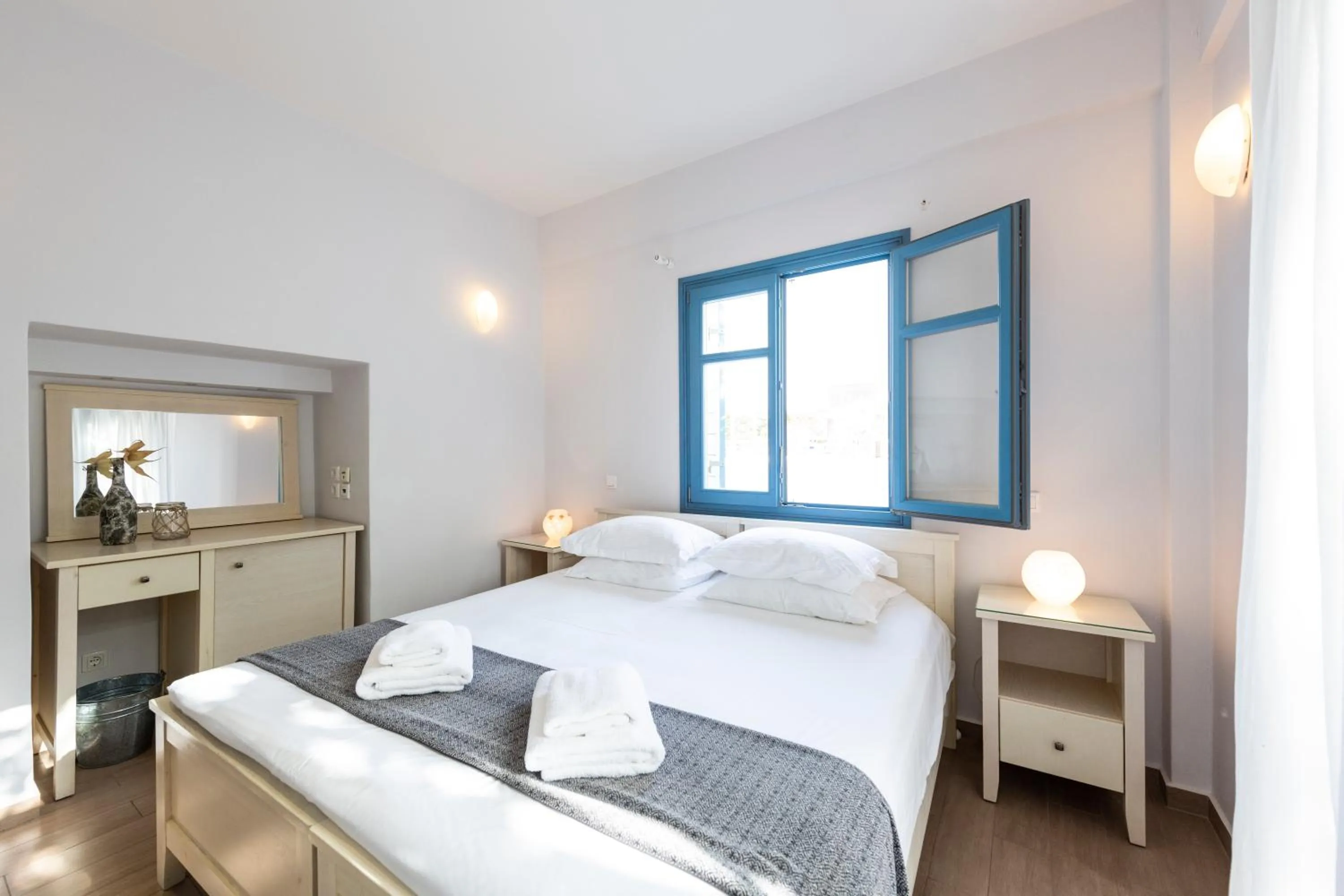 Bed in Alexandros Studios