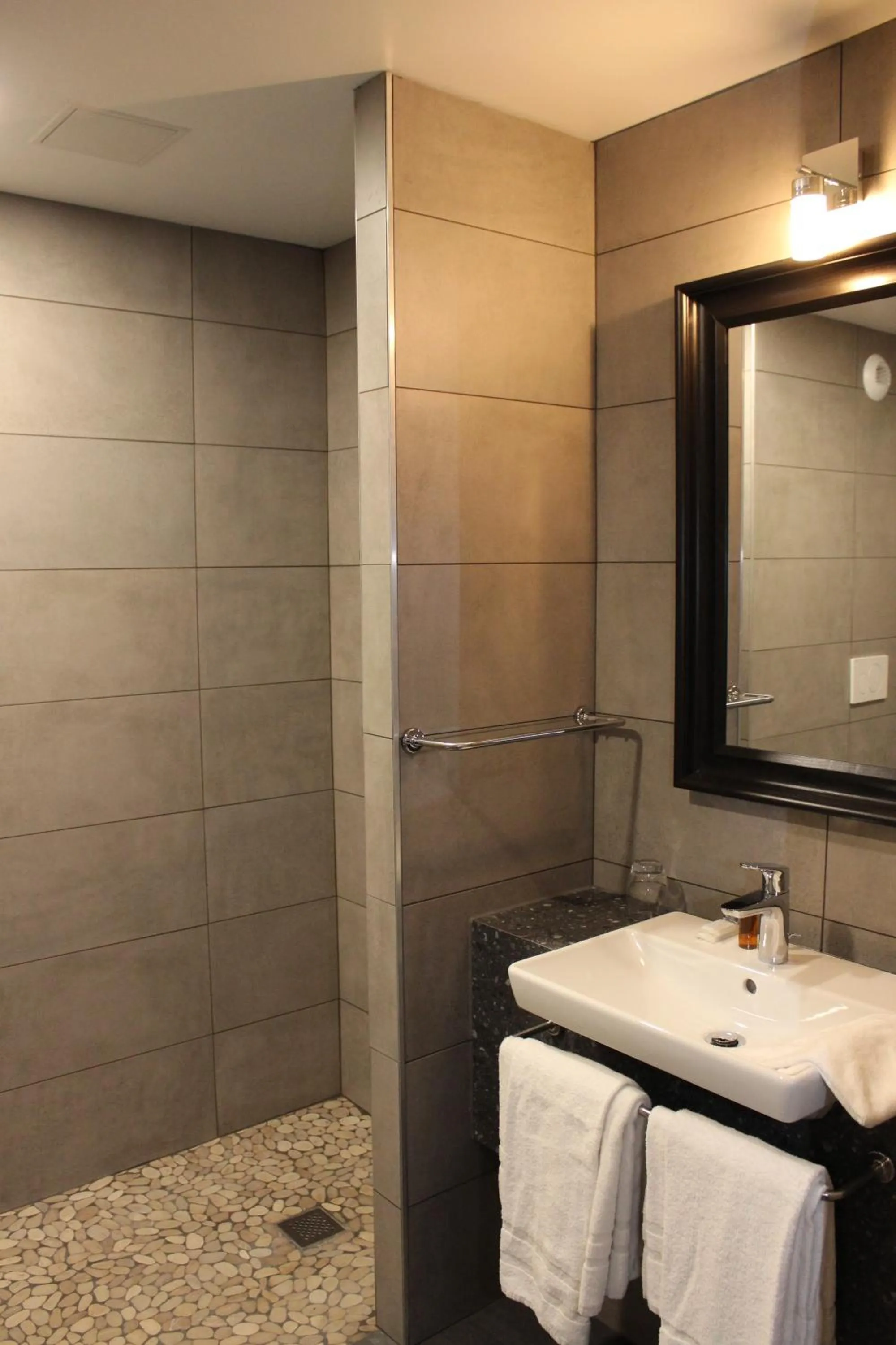 Bathroom in Clos De La Vaupalière - Rouen