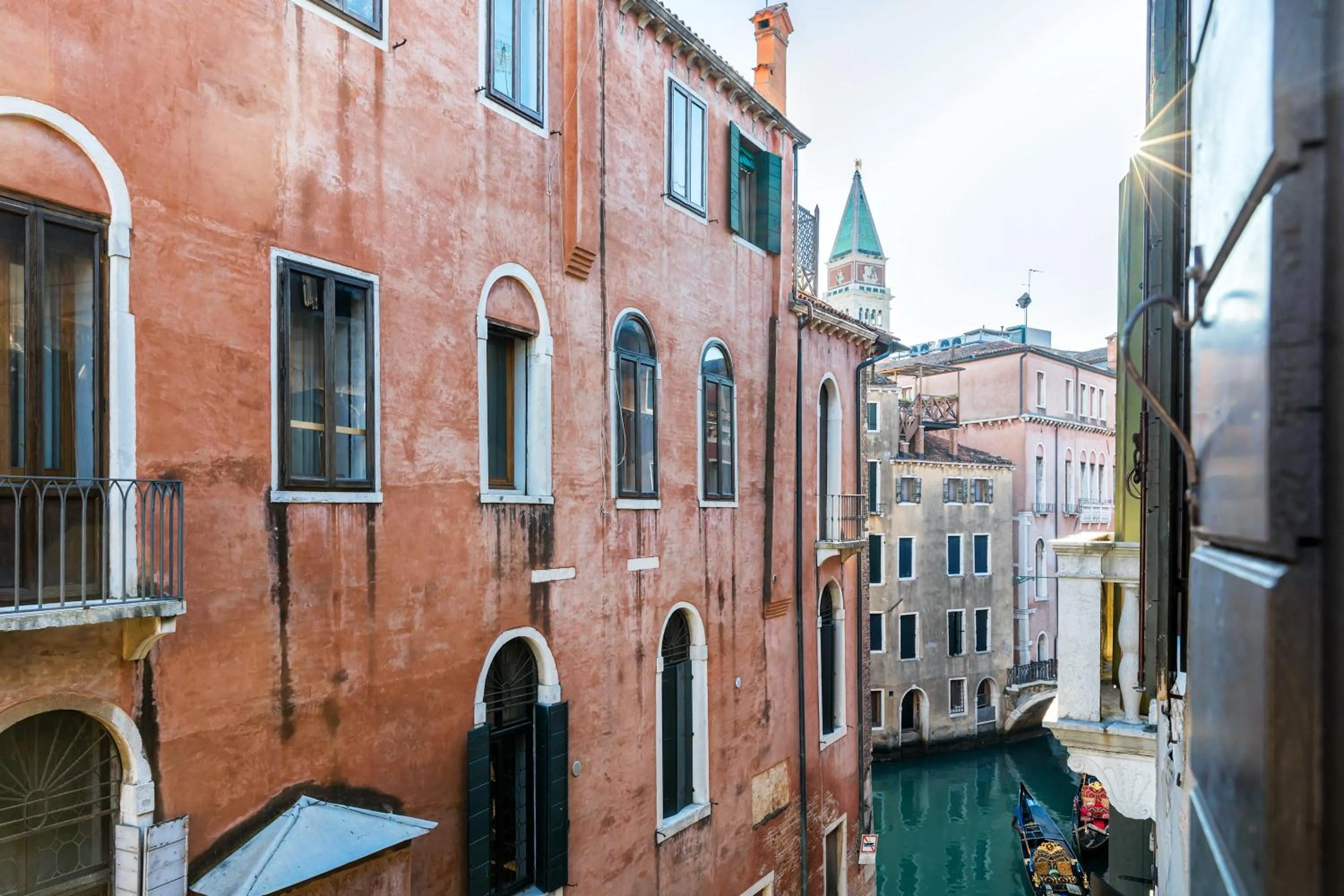 Luxury Venetian Rooms