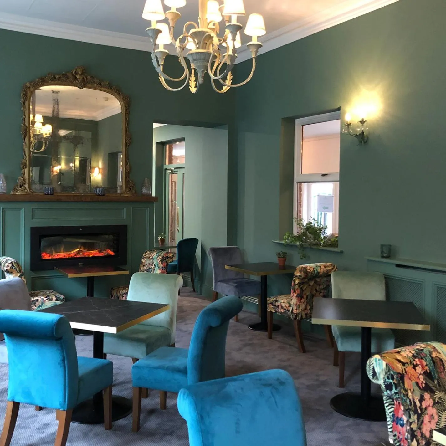 Lounge or bar in No.1 Pery Square Hotel & Spa