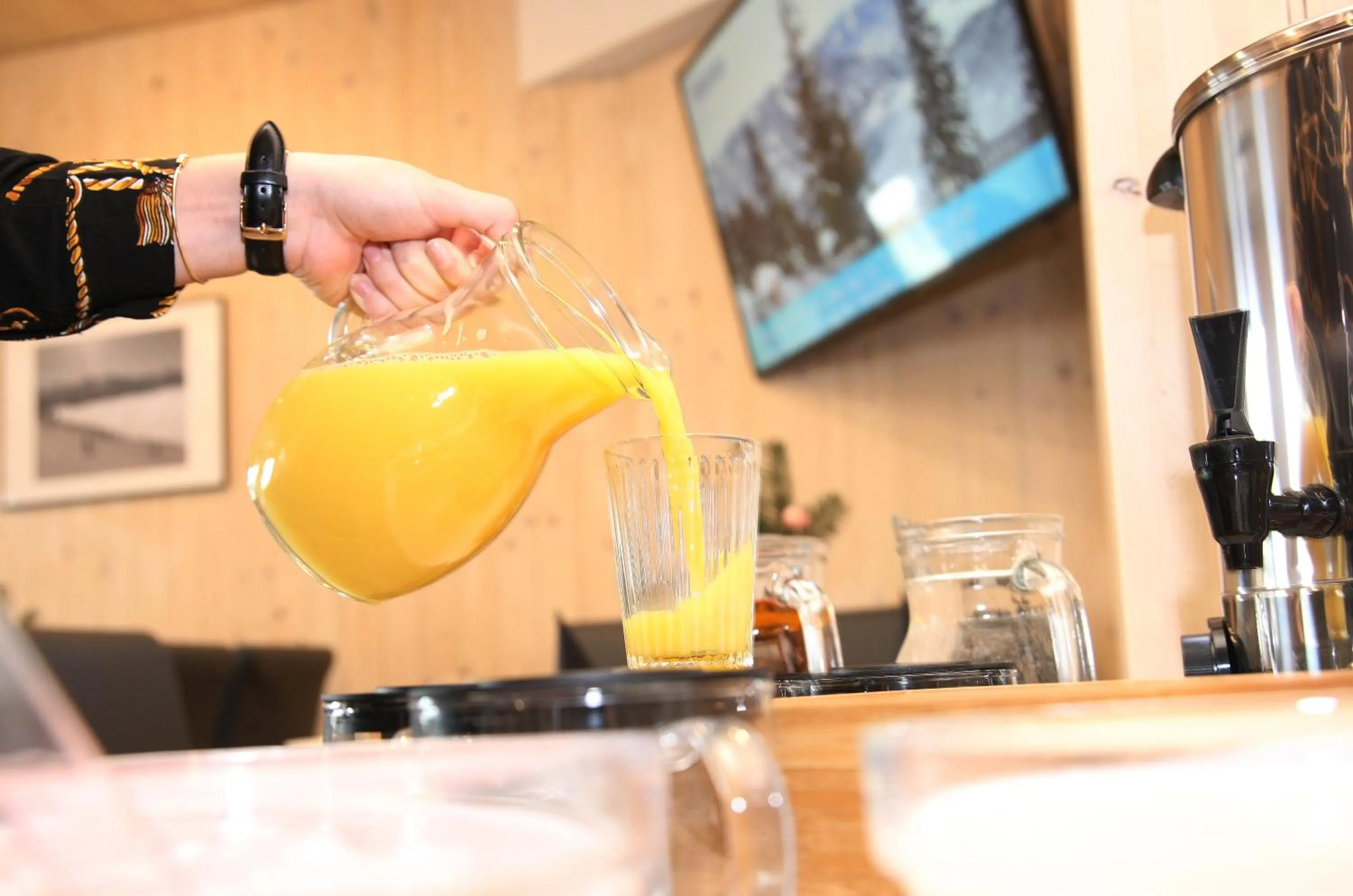 Breakfast in Aparthotel Zell am See (Contactless Check-In)