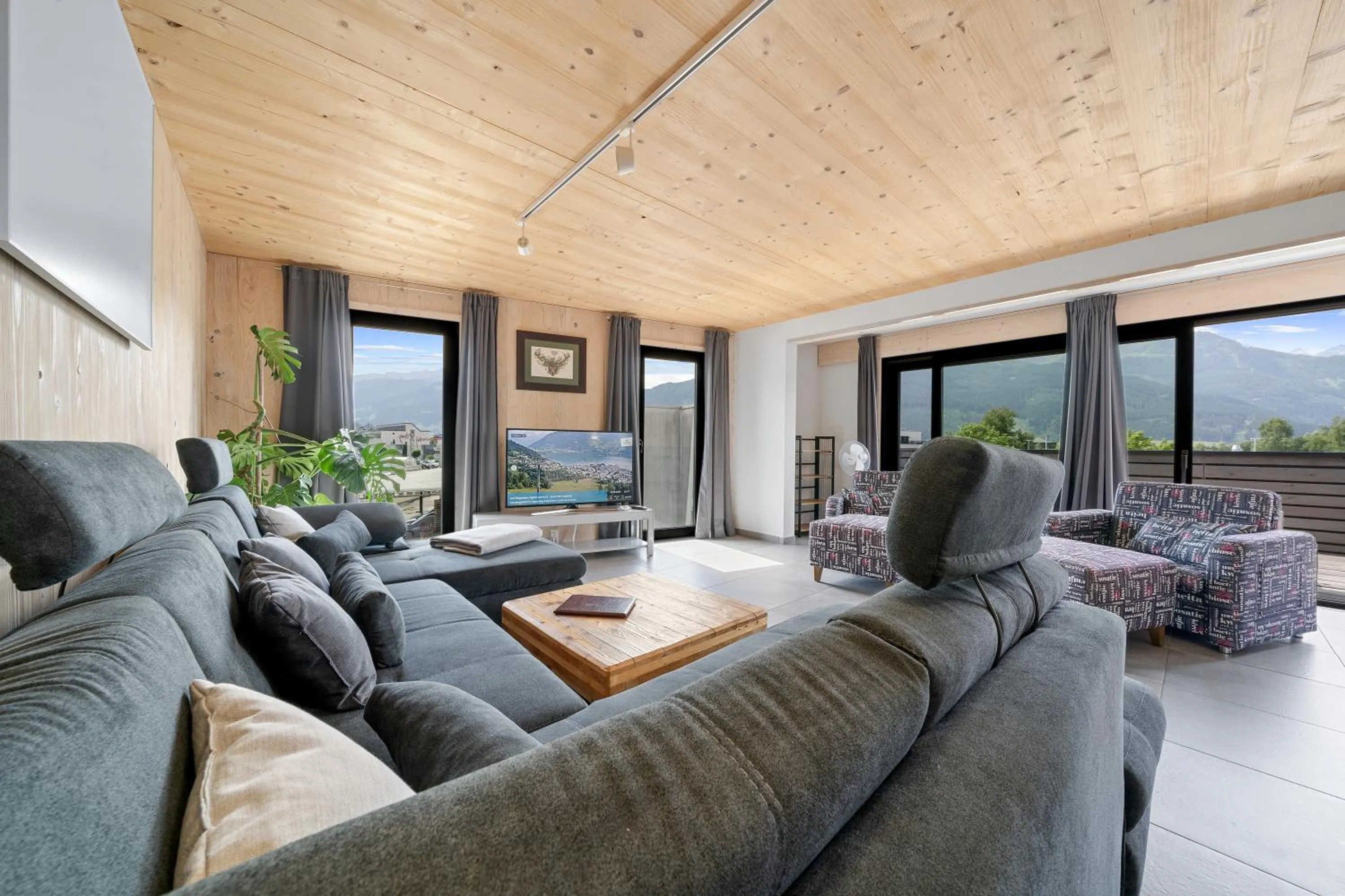 Living room in Aparthotel Zell am See (Contactless Check-In)