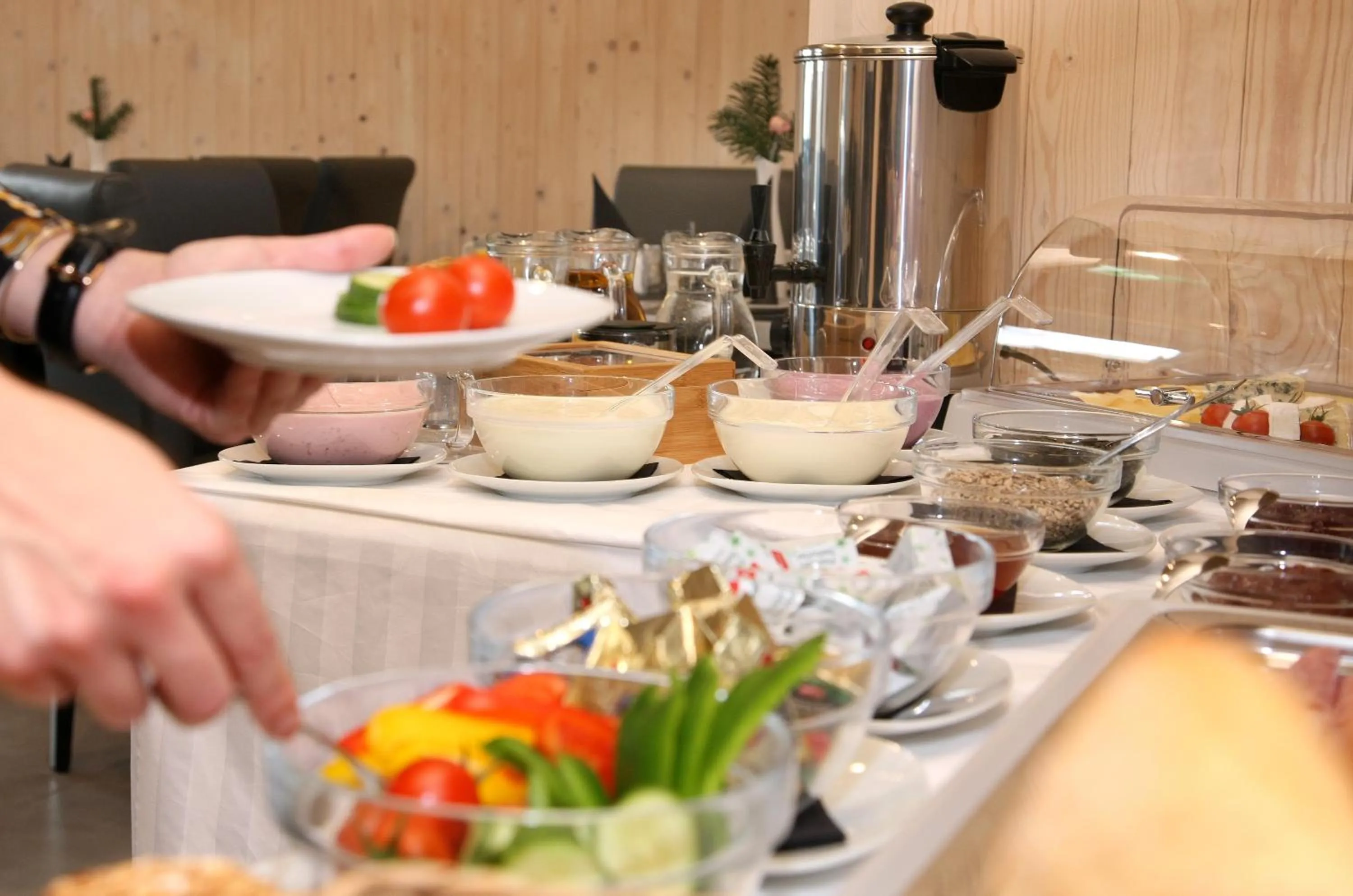 Breakfast in Aparthotel Zell am See (Contactless Check-In)