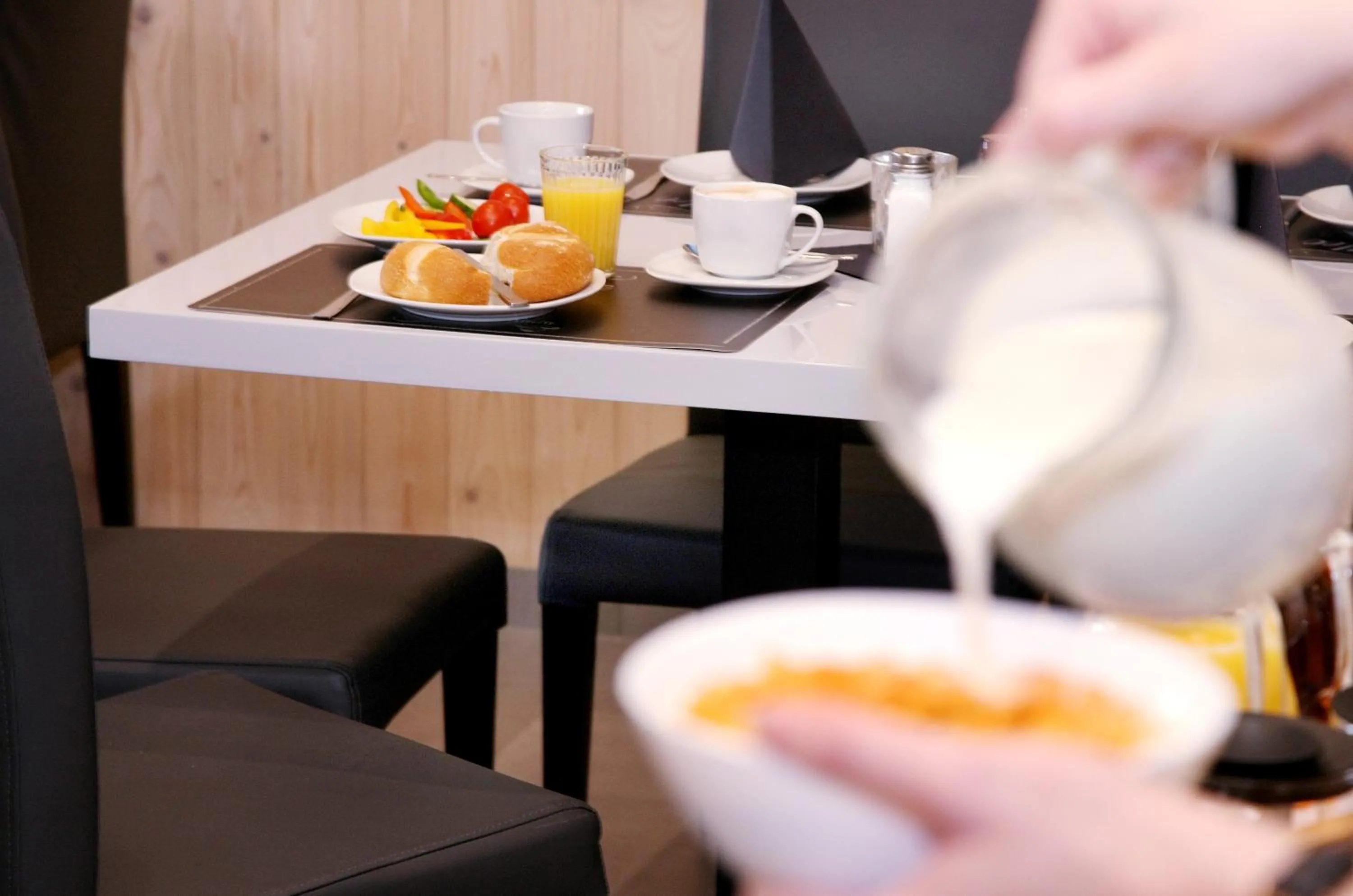 Breakfast in Aparthotel Zell am See (Contactless Check-In)