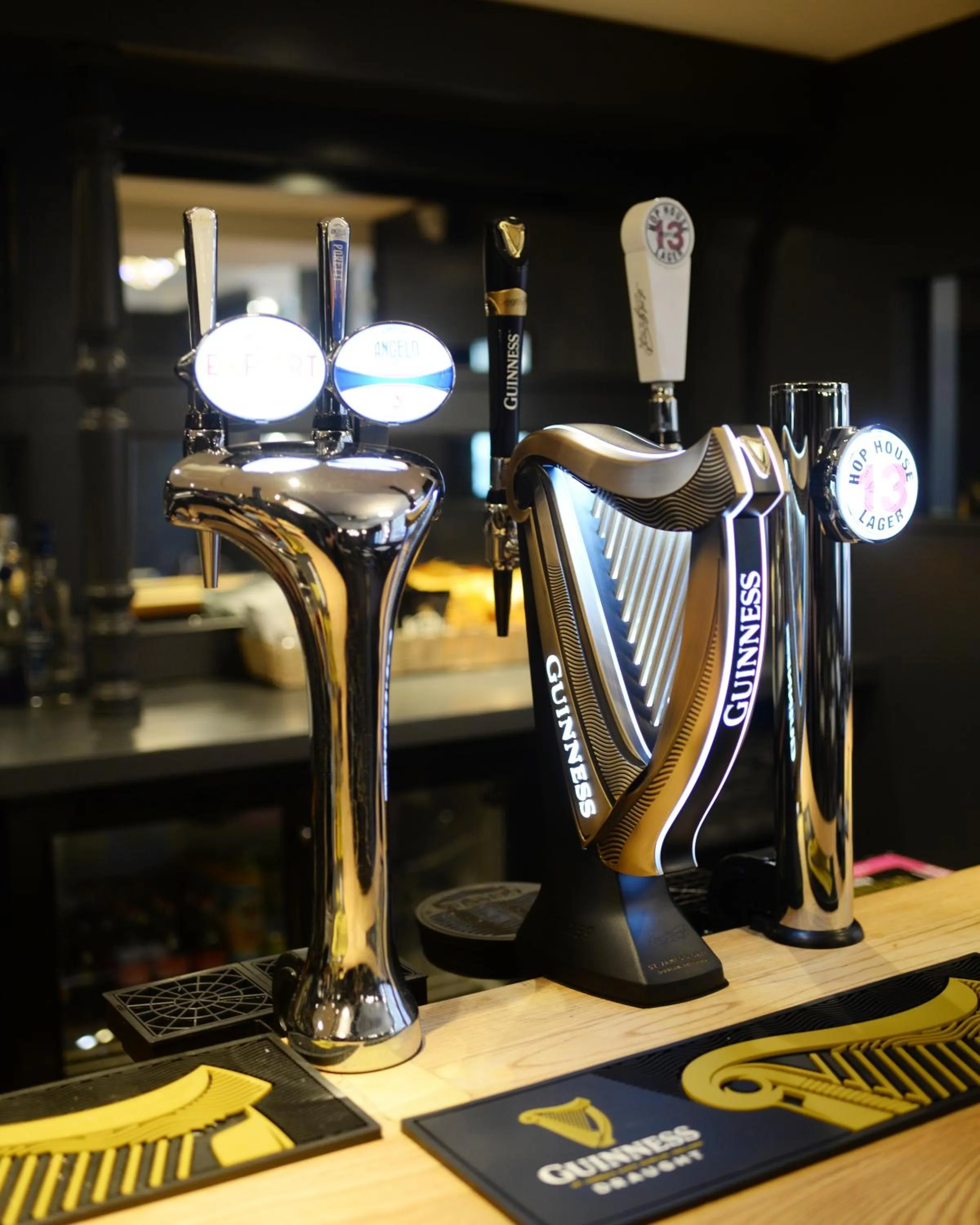 Drinks in The Pack And Carriage London