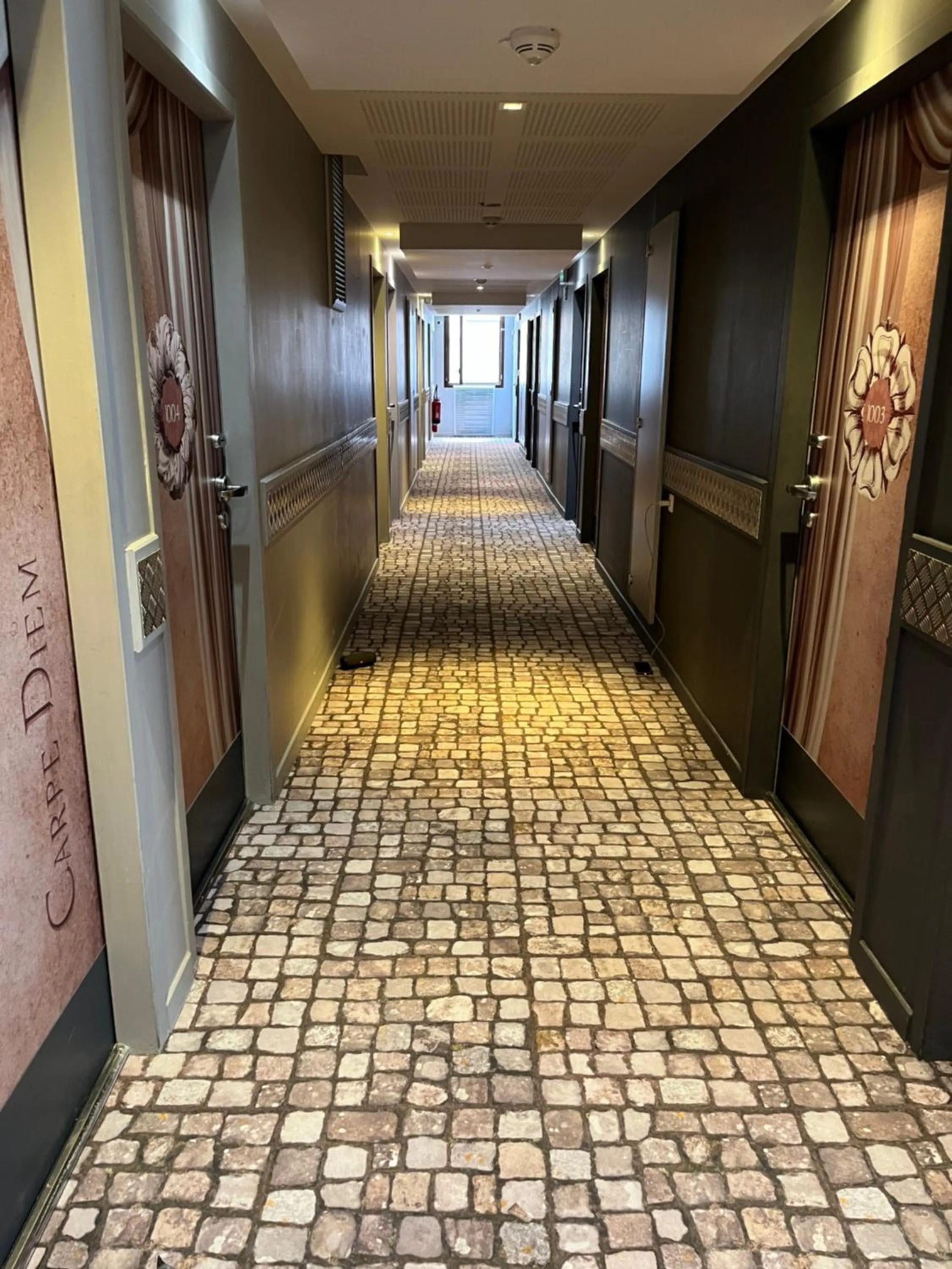 Bedroom in ibis Styles Nimes Gare Centre