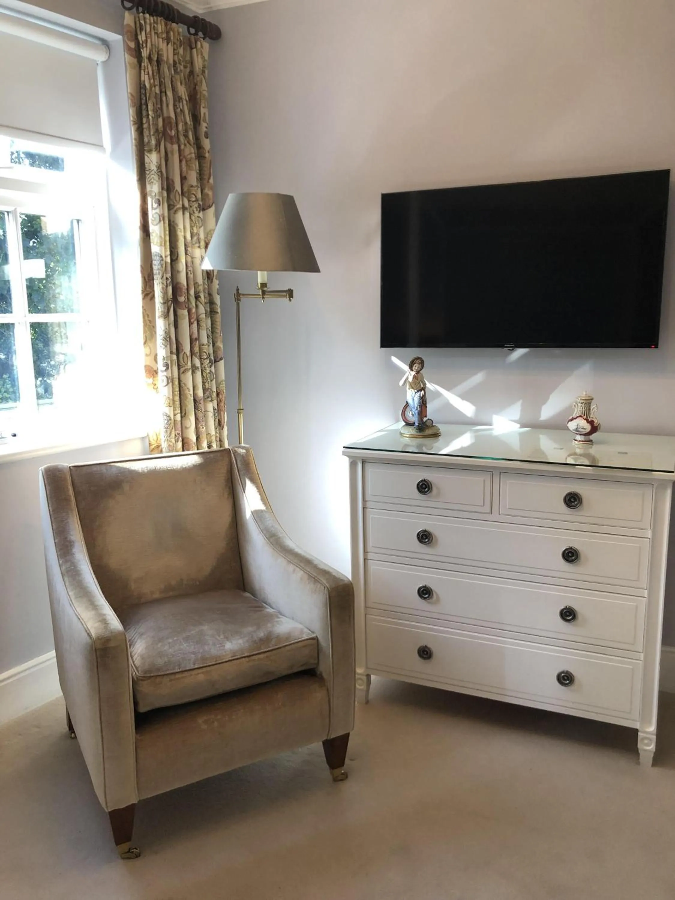 Bedroom in Flynns of Termonfeckin Boutique Hotel