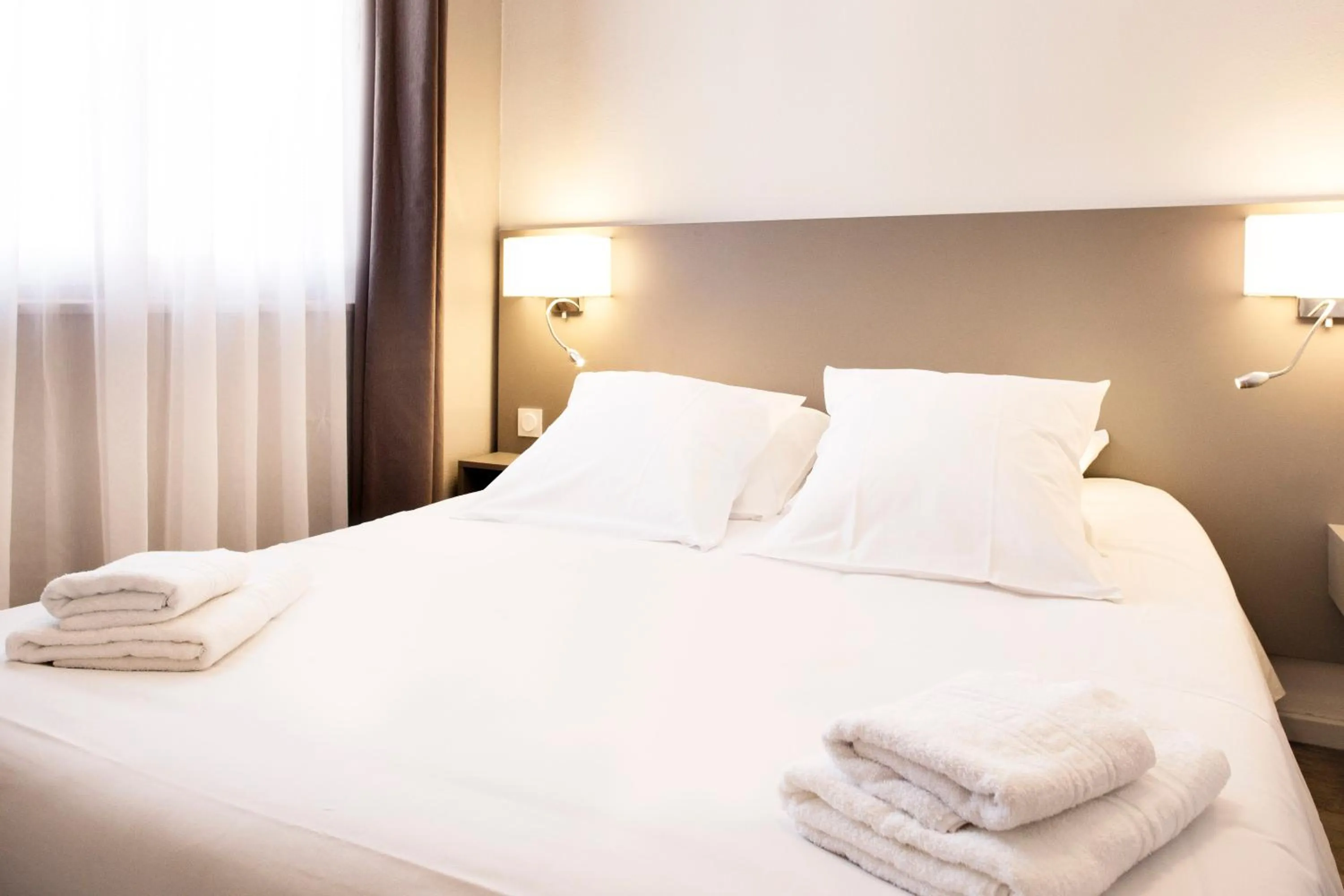 Bedroom, Bed in SOWELL RESIDENCES Pra Loup