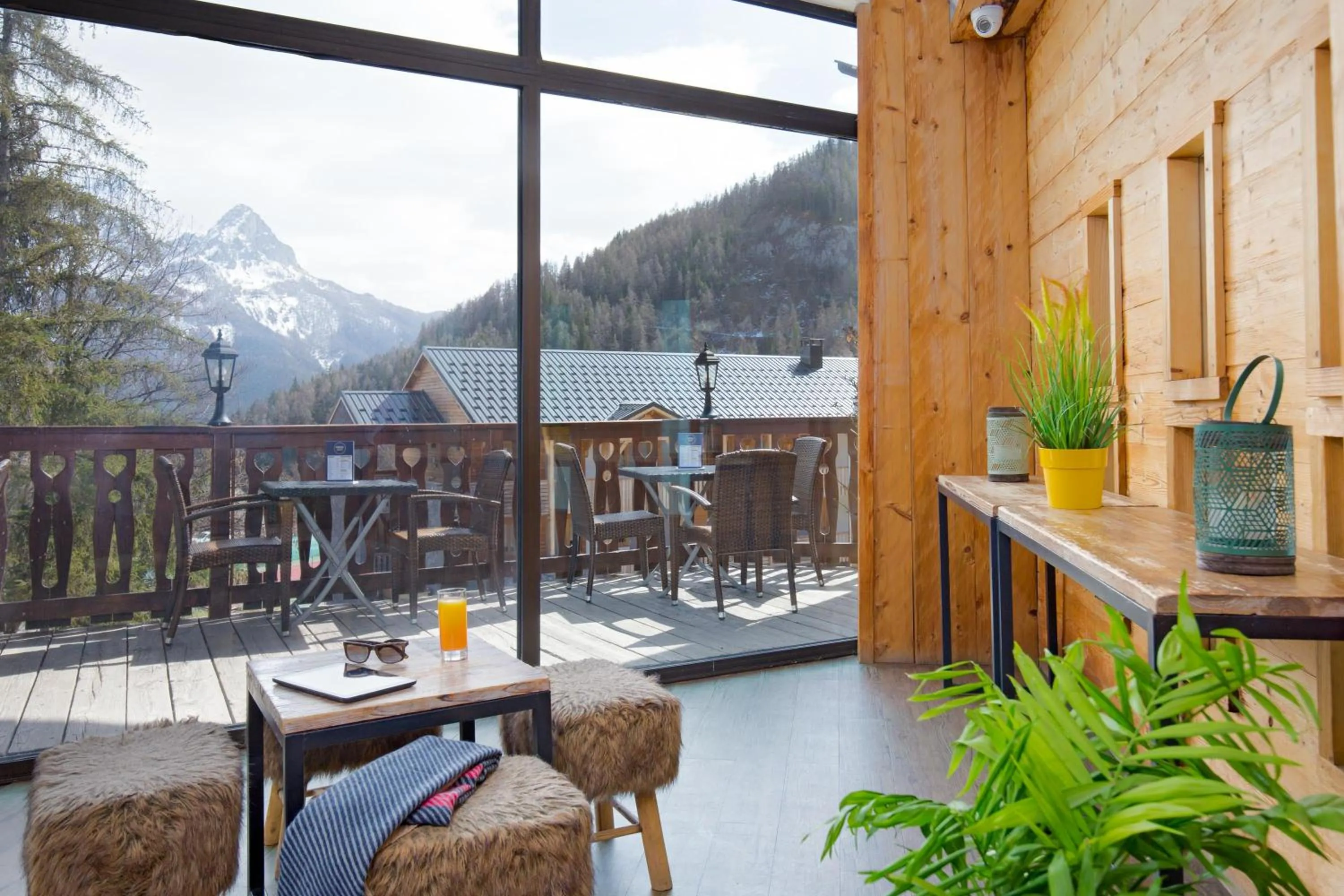 Living room in SOWELL RESIDENCES Pra Loup