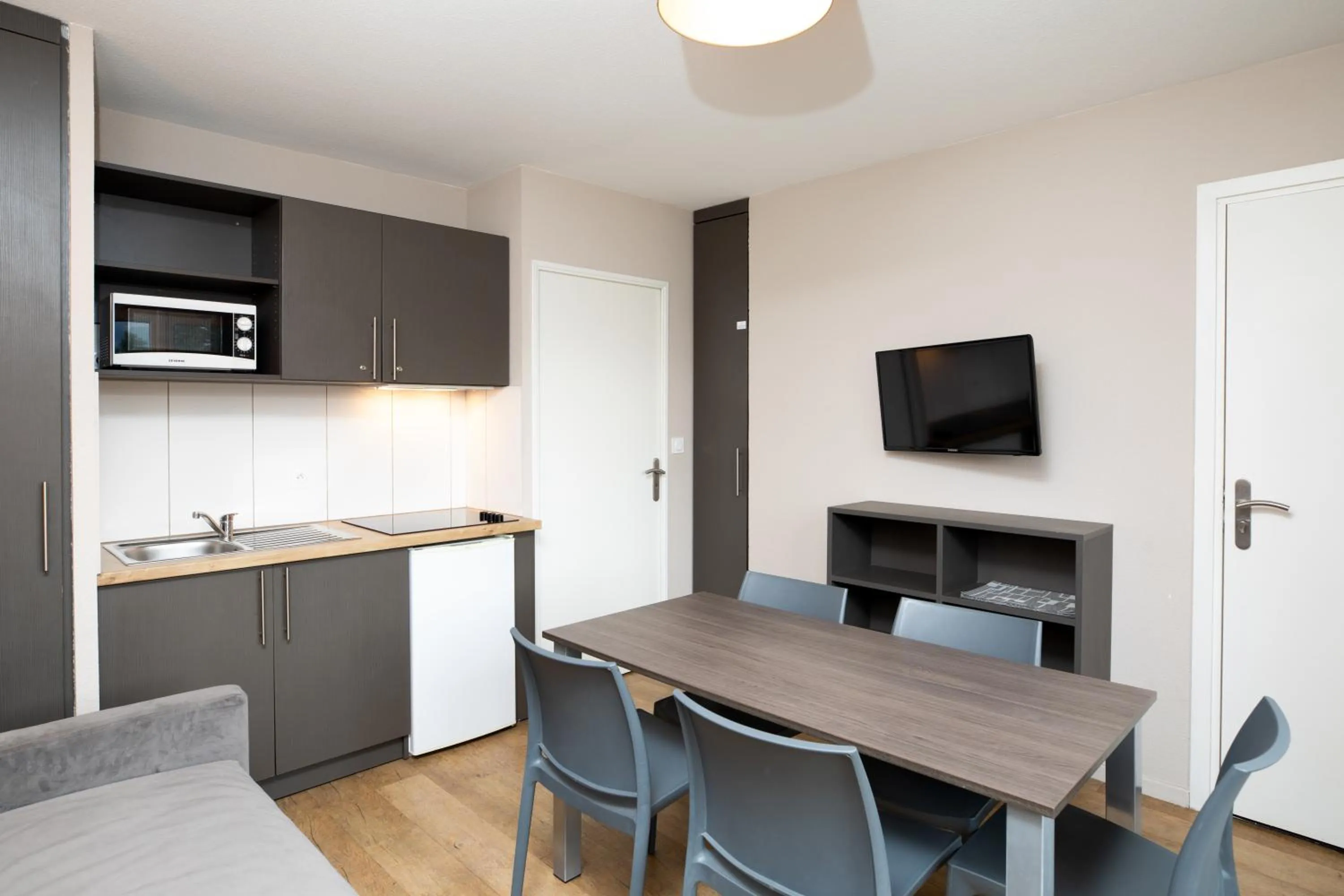 Photo of the whole room in SOWELL RESIDENCES Pra Loup