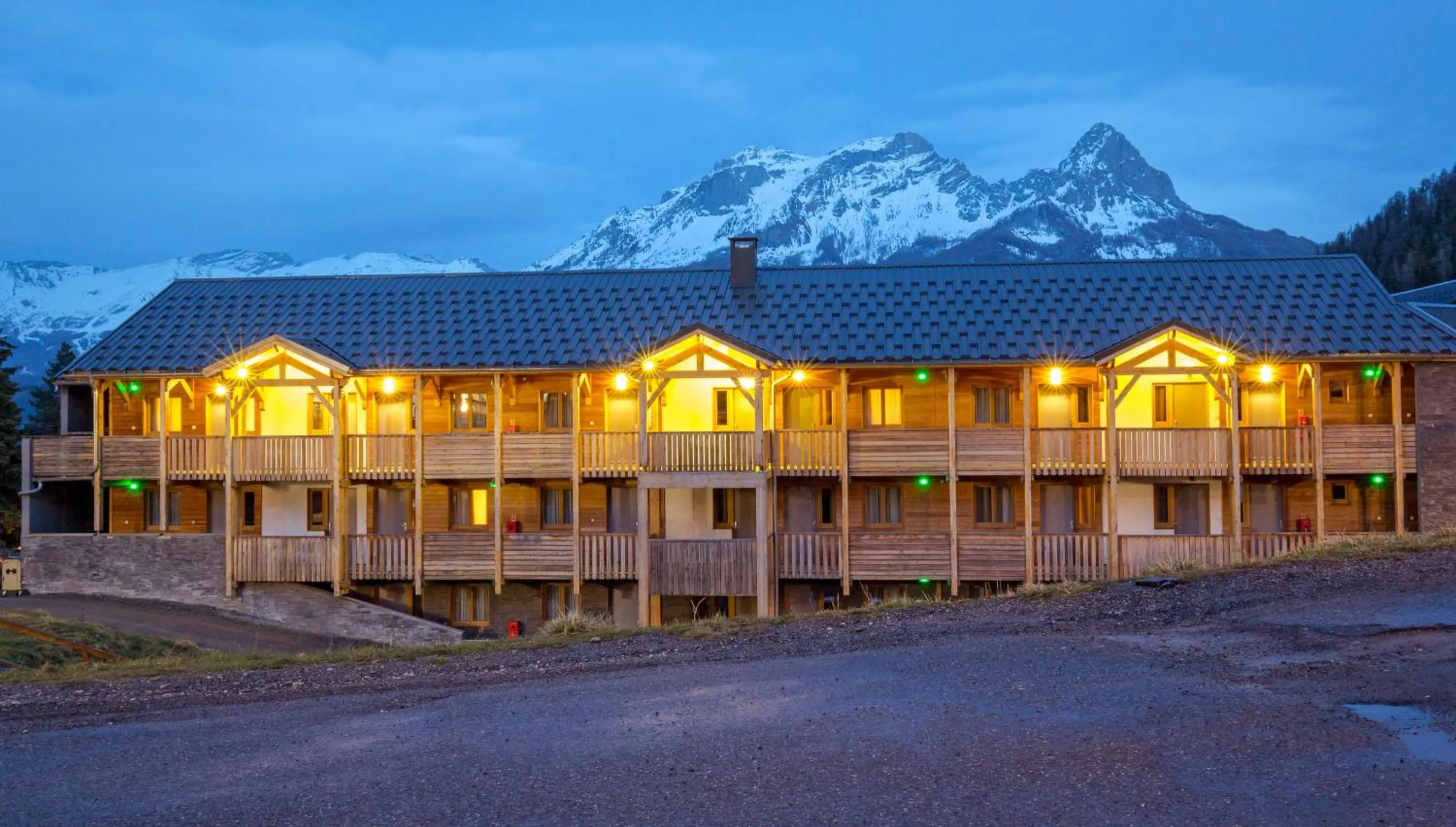 Property building in SOWELL RESIDENCES Pra Loup