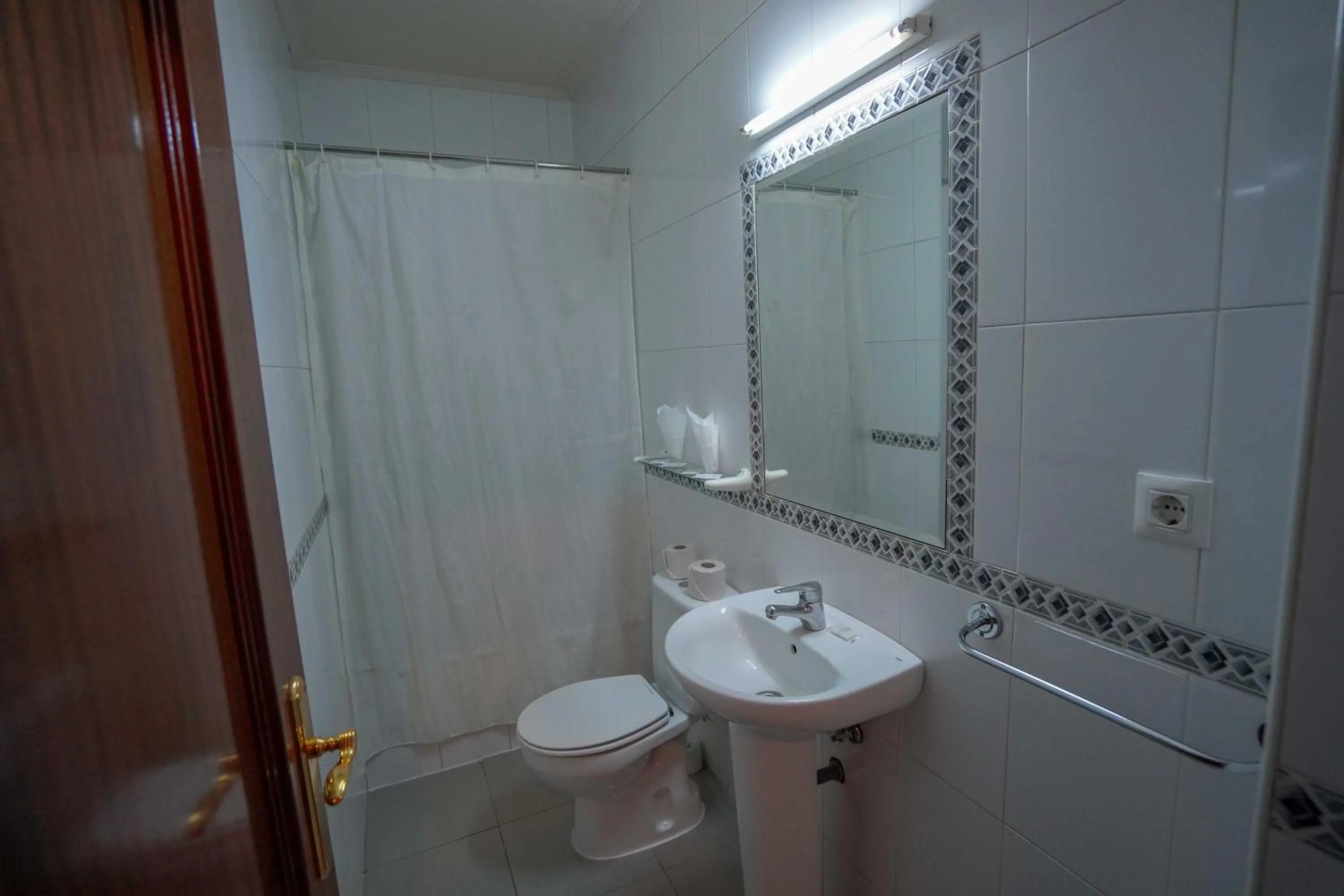 Bathroom in New Go Inn