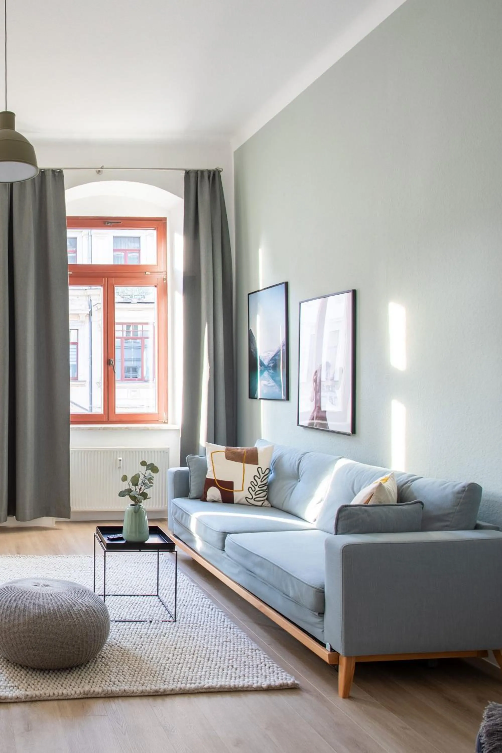 Living room in Limehome Dresden Hoyerswerdaerstraße