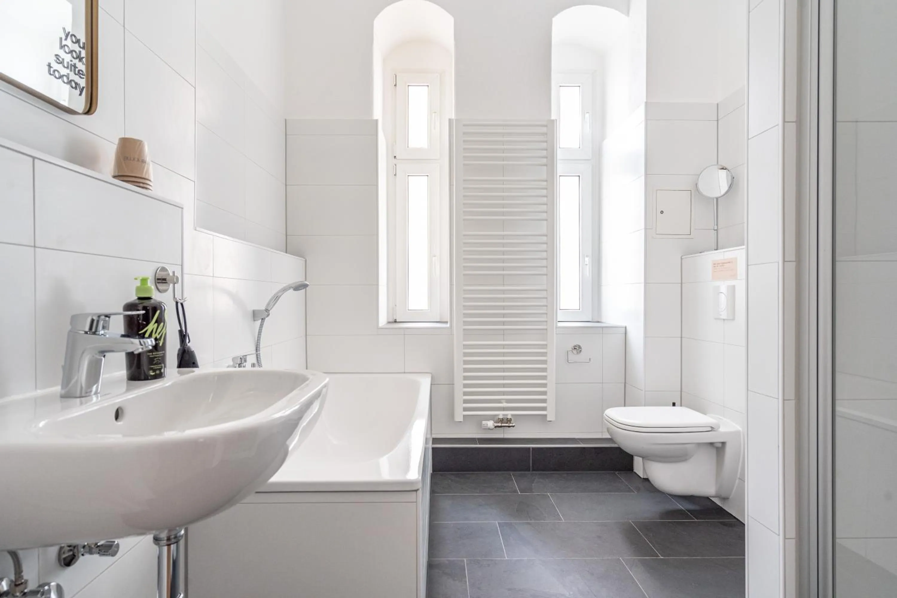 Bathroom in Limehome Dresden Hoyerswerdaerstraße