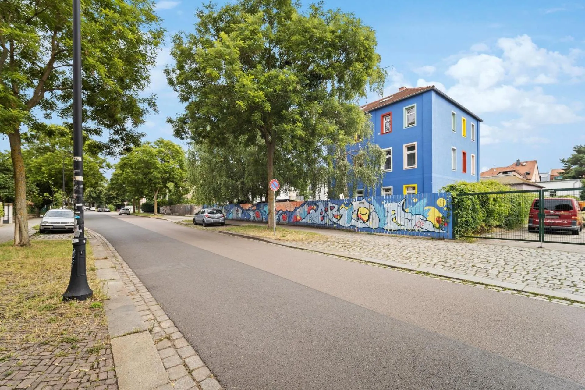 Property building in Limehome Dresden Tannenstraße