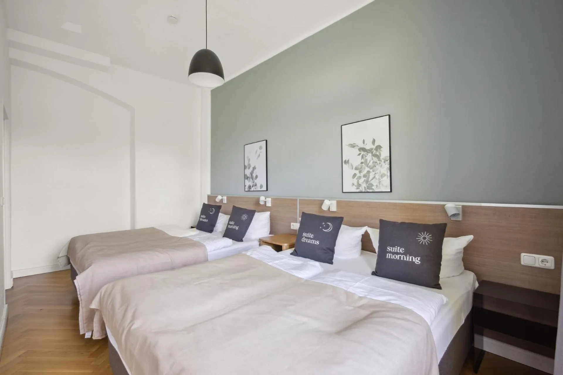 Bed in Limehome Dresden Tannenstraße