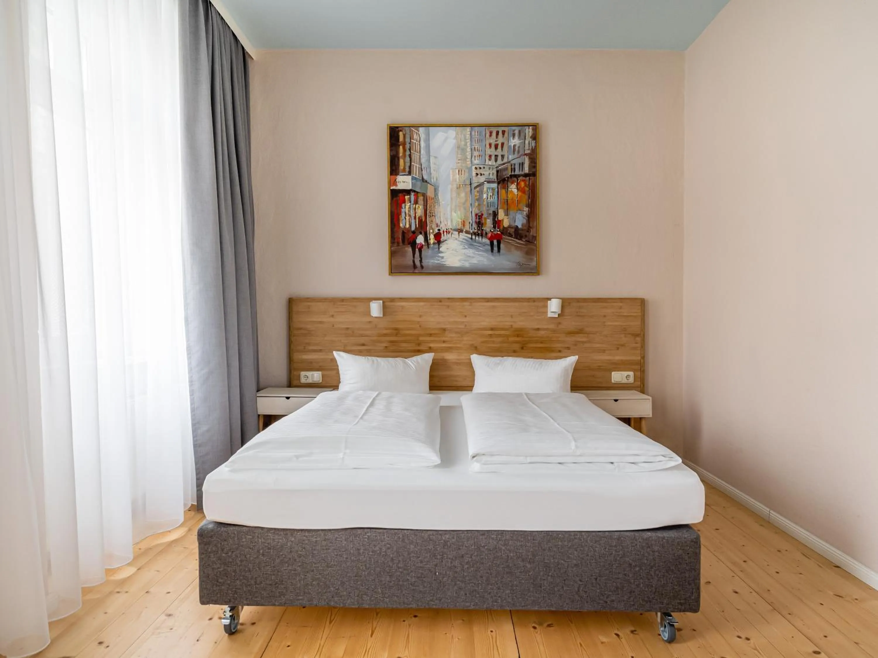 Bed in Limehome Dresden Tannenstraße