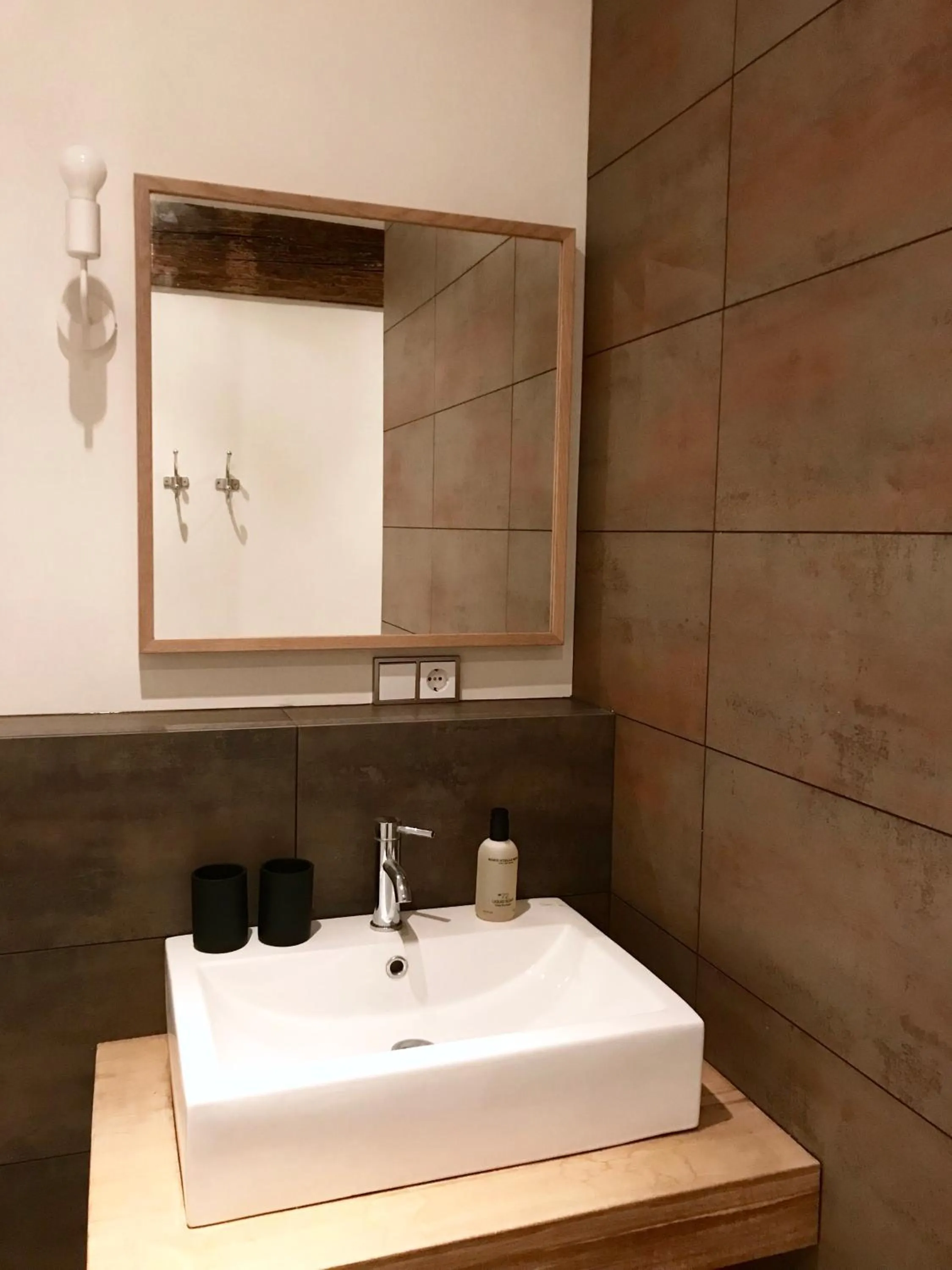 Bathroom in B&B No. 42