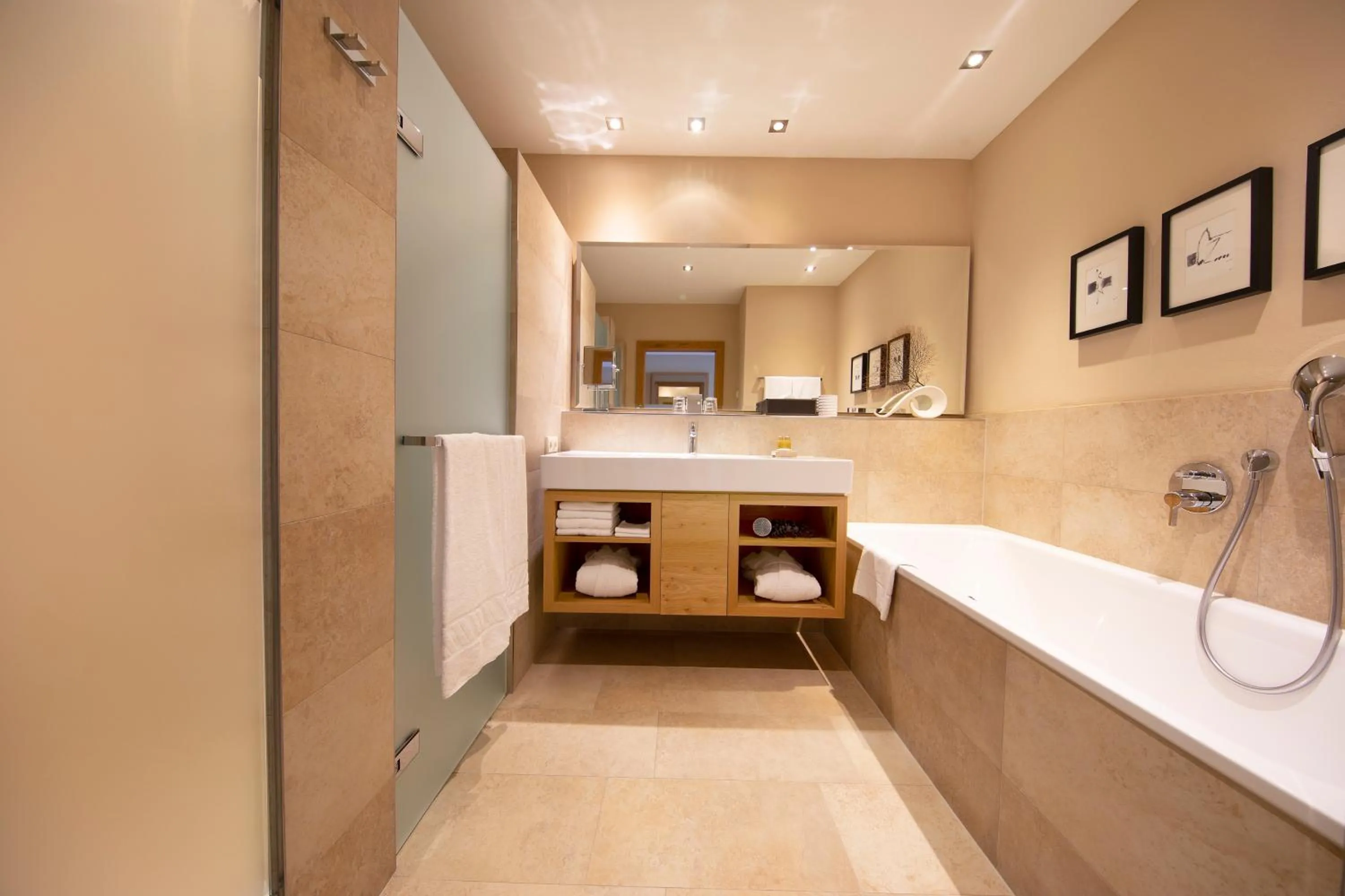 Bathroom in Das gemütliche Dorfhotel Kaltenhauser