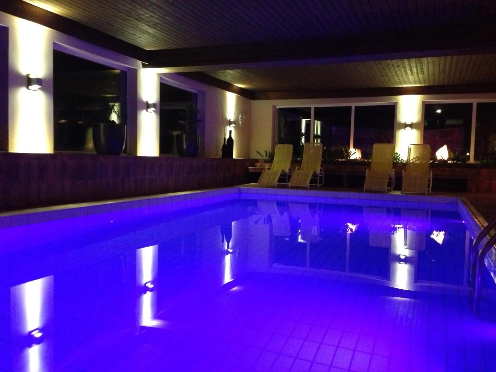 Swimming pool in Das gemütliche Dorfhotel Kaltenhauser