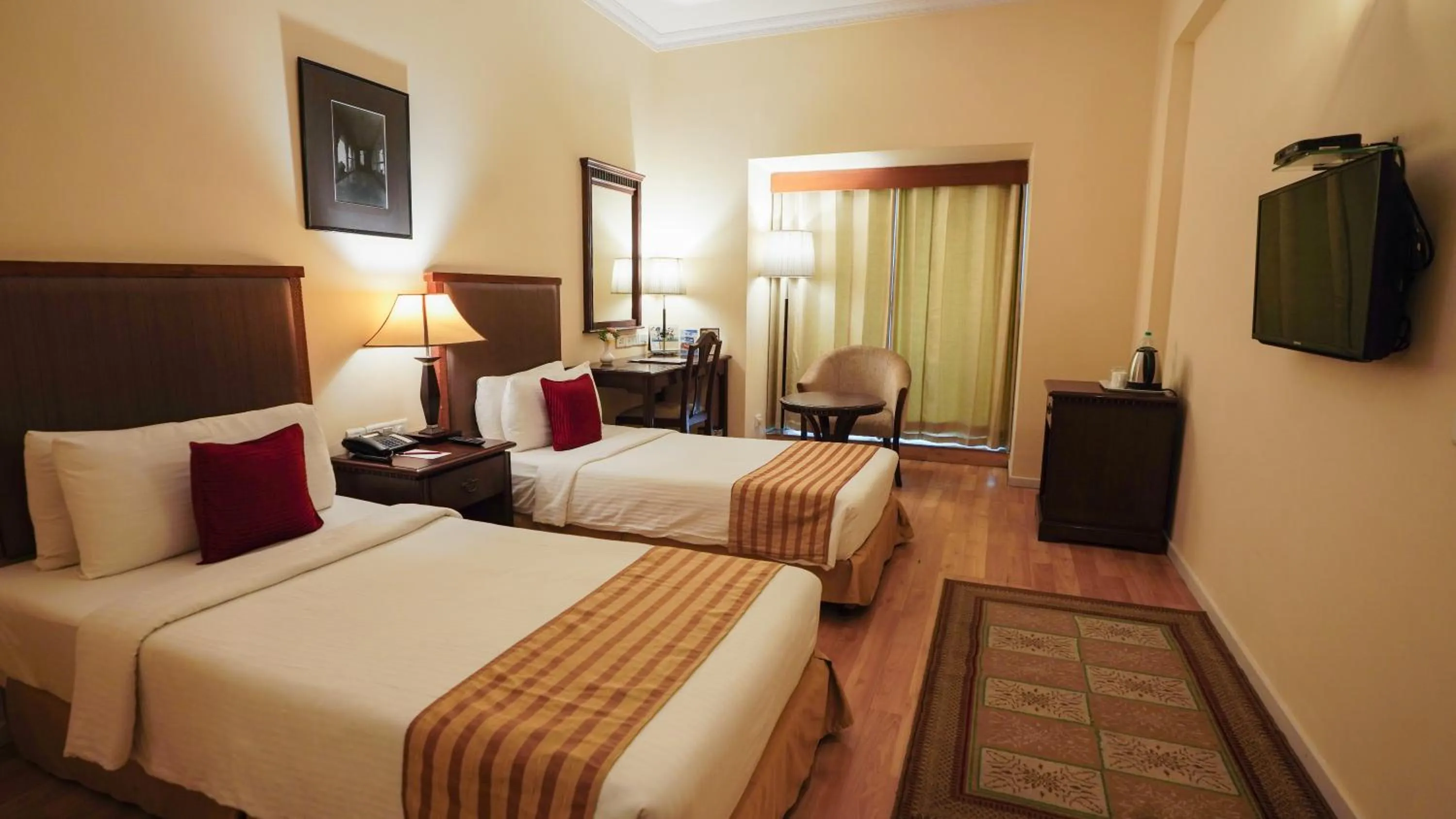 Bedroom, Bed in MGM Mark Whitefield