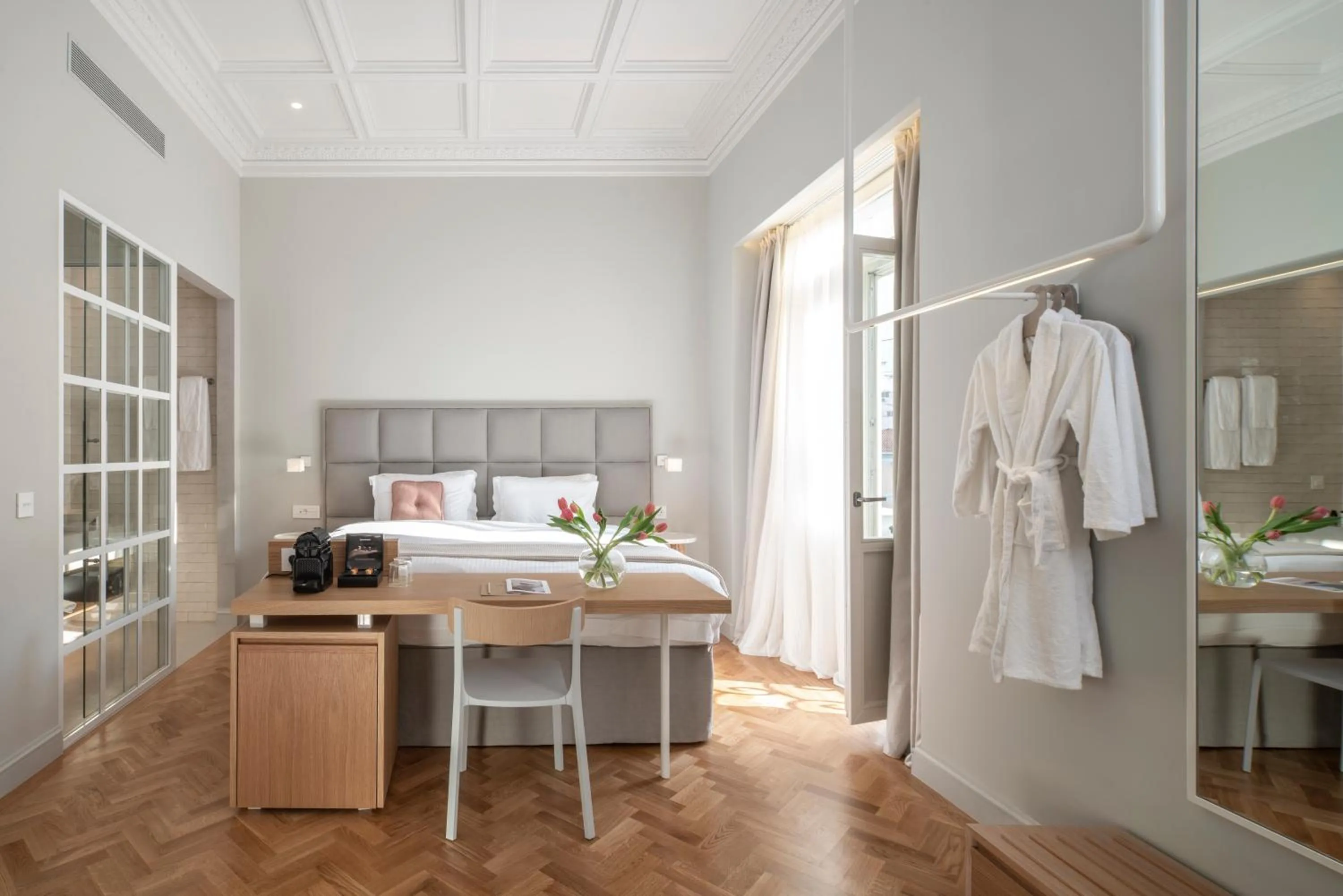 Bed in COCO-MAT Athens Jumelle