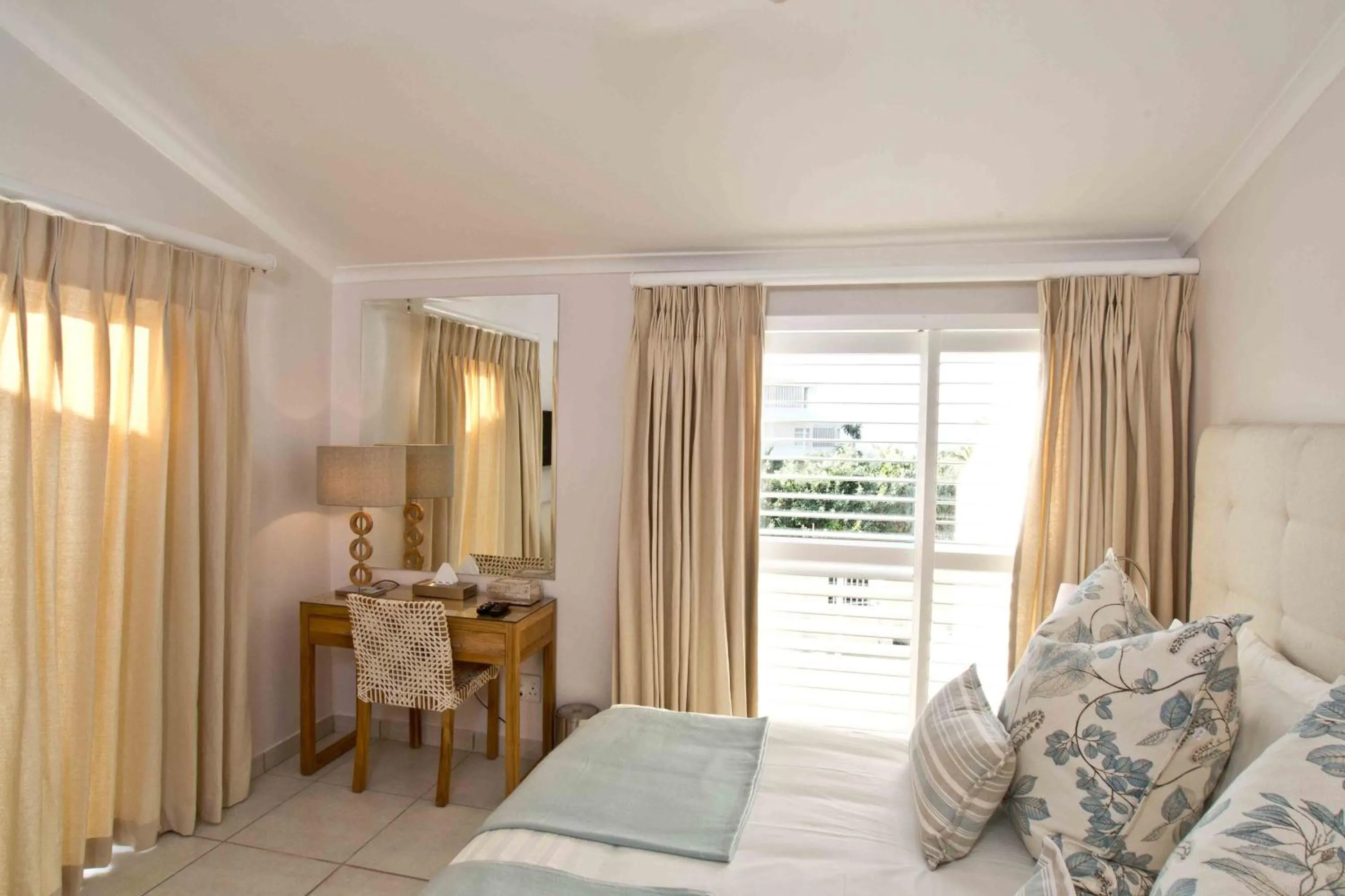 Bedroom, Bed in D3 Sea Lodge - by Stay in Umhlanga