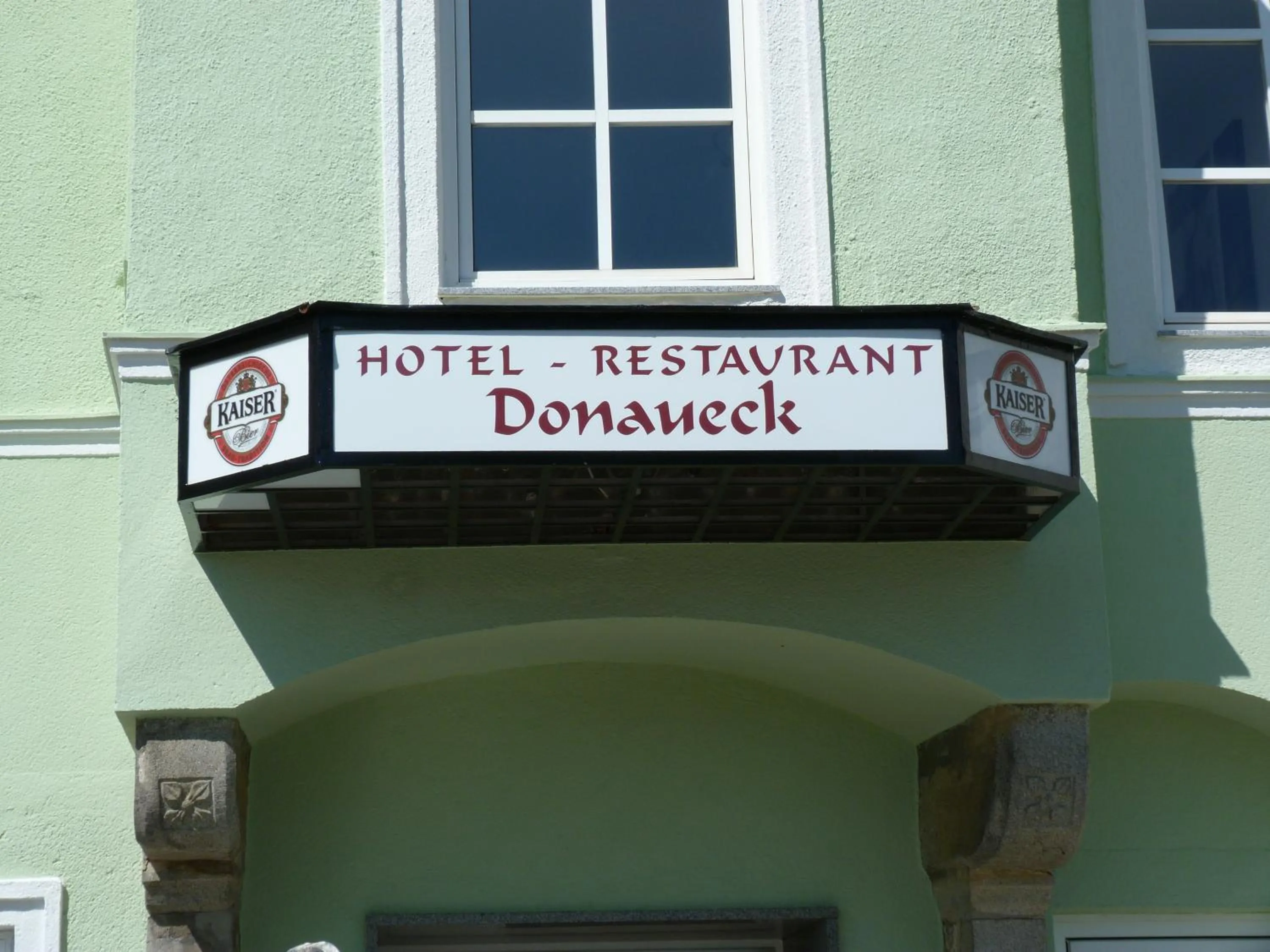 Facade/entrance in Hotel-Restaurant zum Donaueck Mauthausen