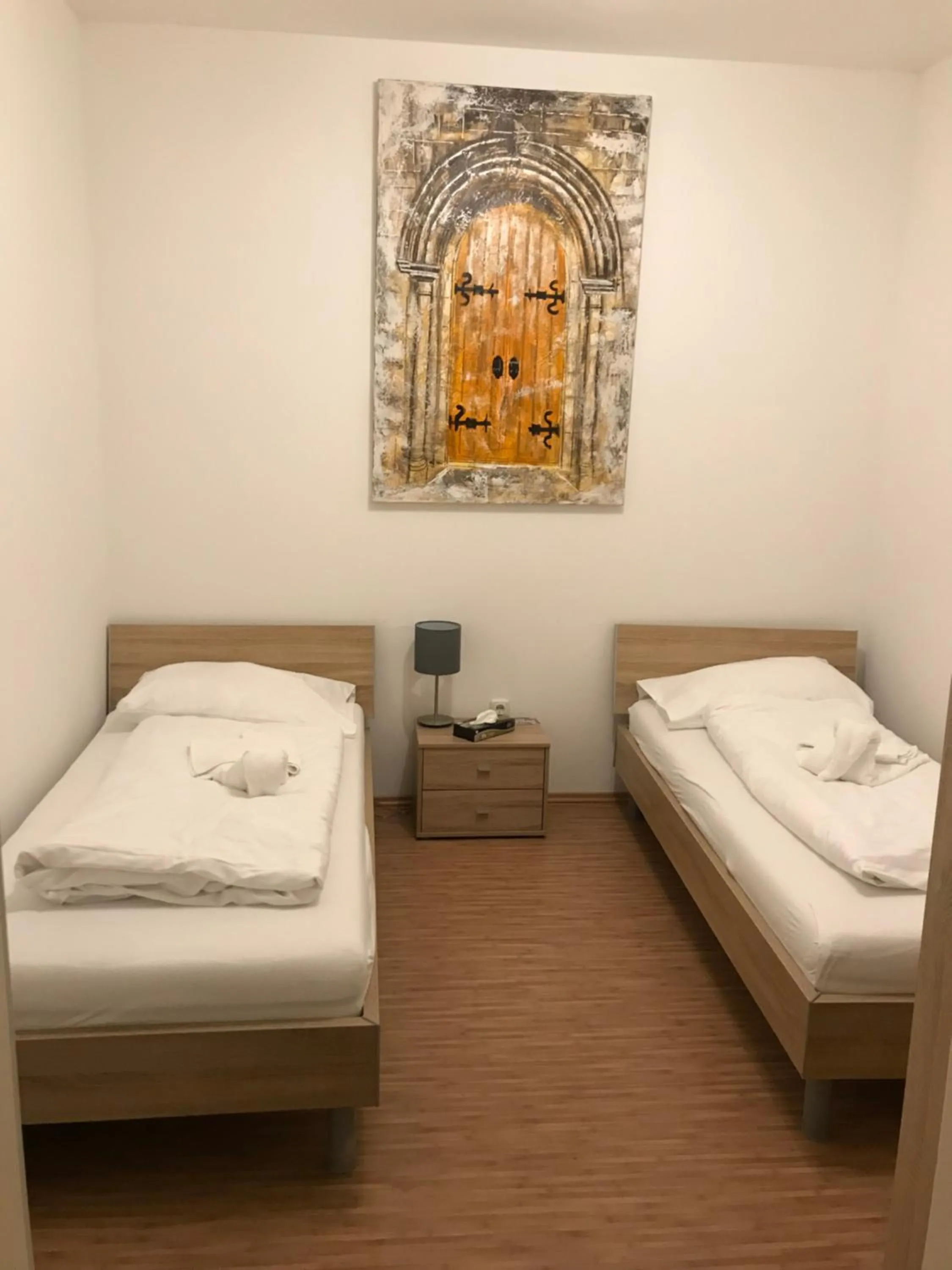 Bed in Hotel-Restaurant zum Donaueck Mauthausen