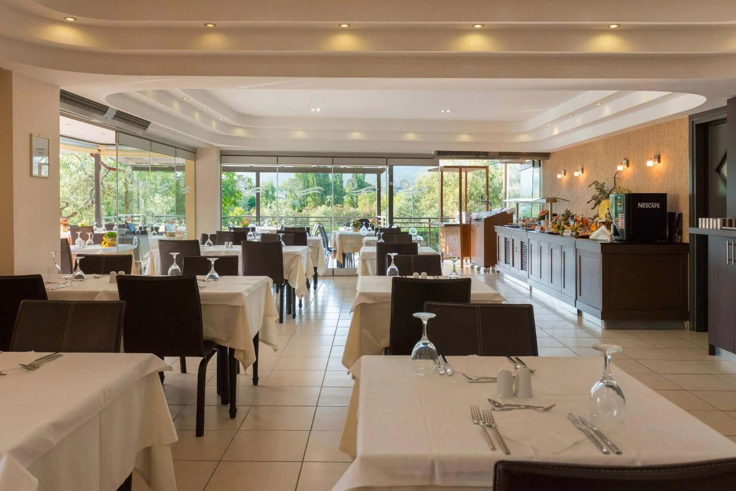 Restaurant/places to eat in Atrium Hotel Thassos