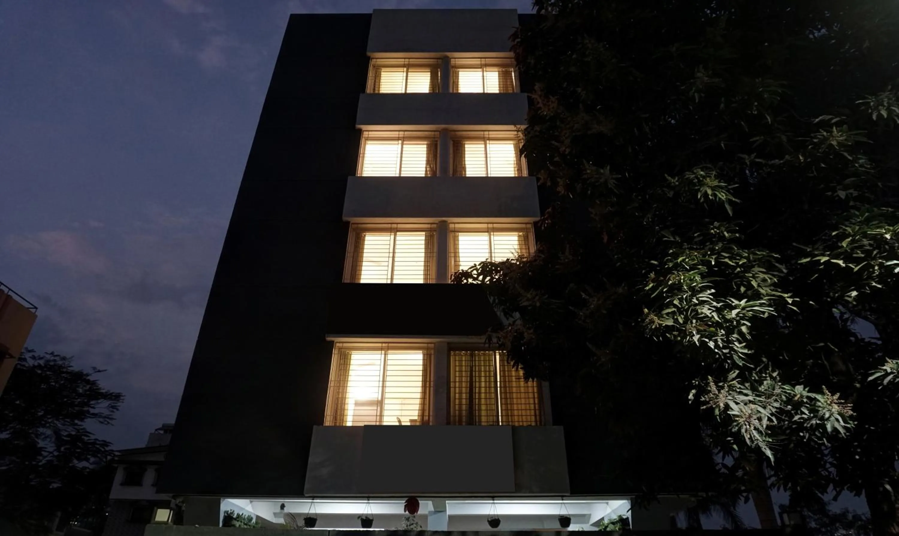 Property building in Treebo Diamond Residency - DDPK Inn