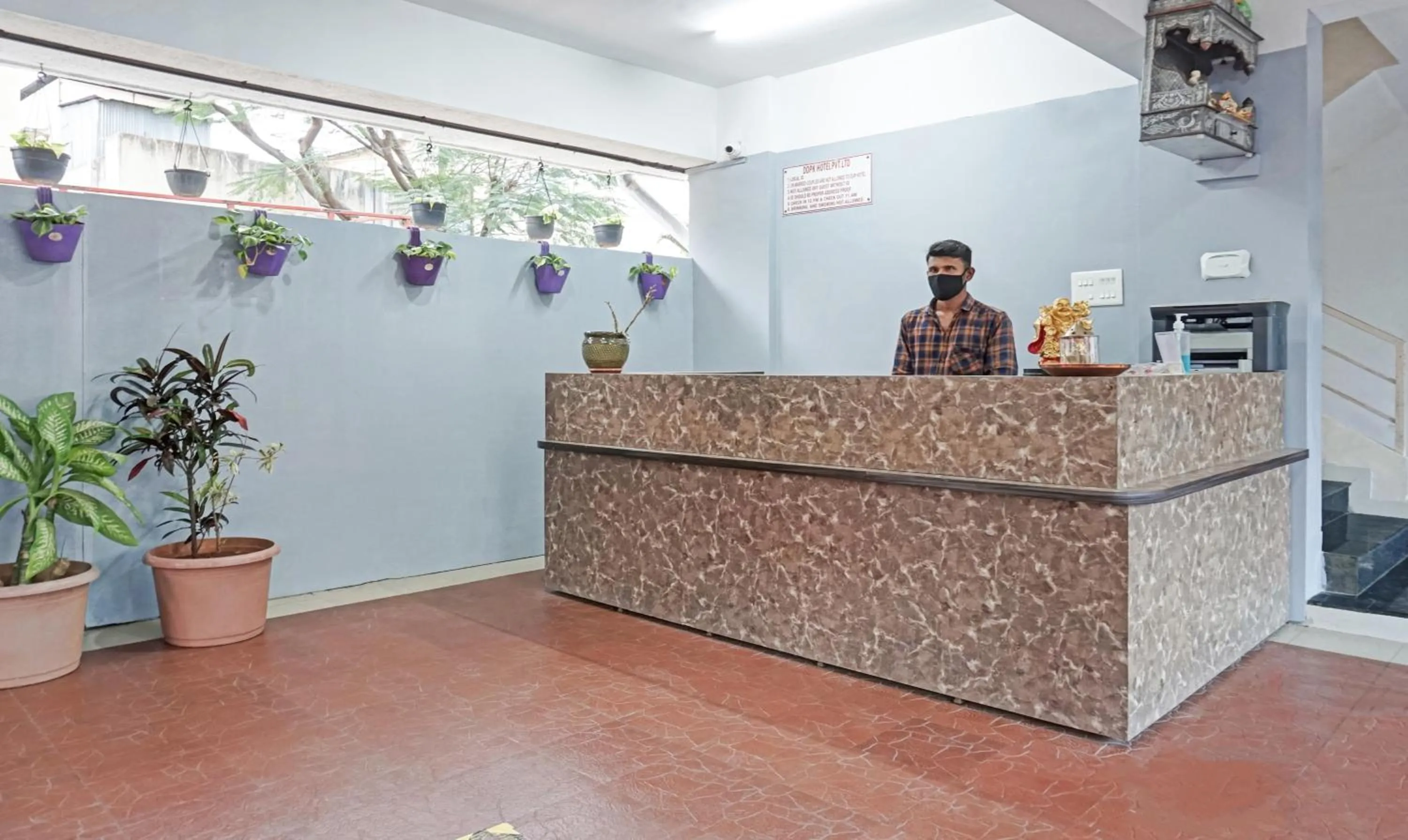 Lobby or reception in Treebo Diamond Residency - DDPK Inn