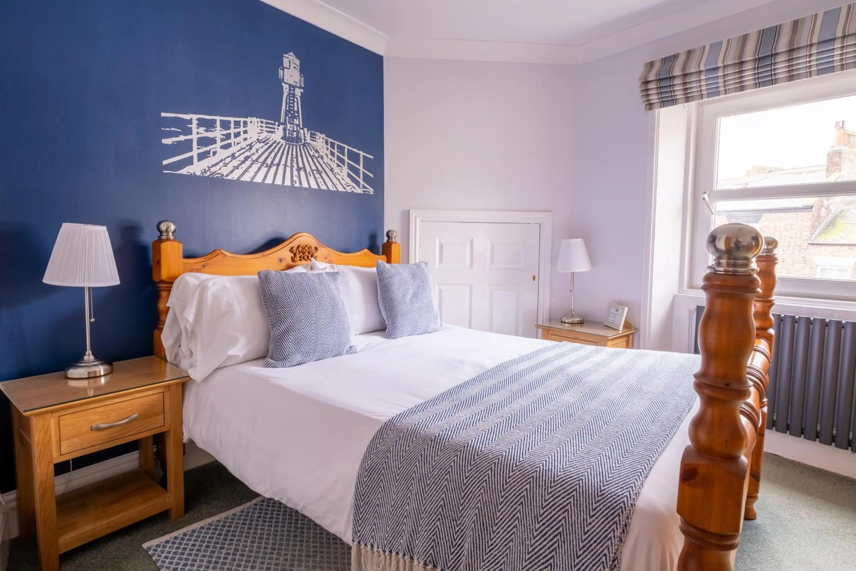 Photo of the whole room, Bed in Number 7 Guest House