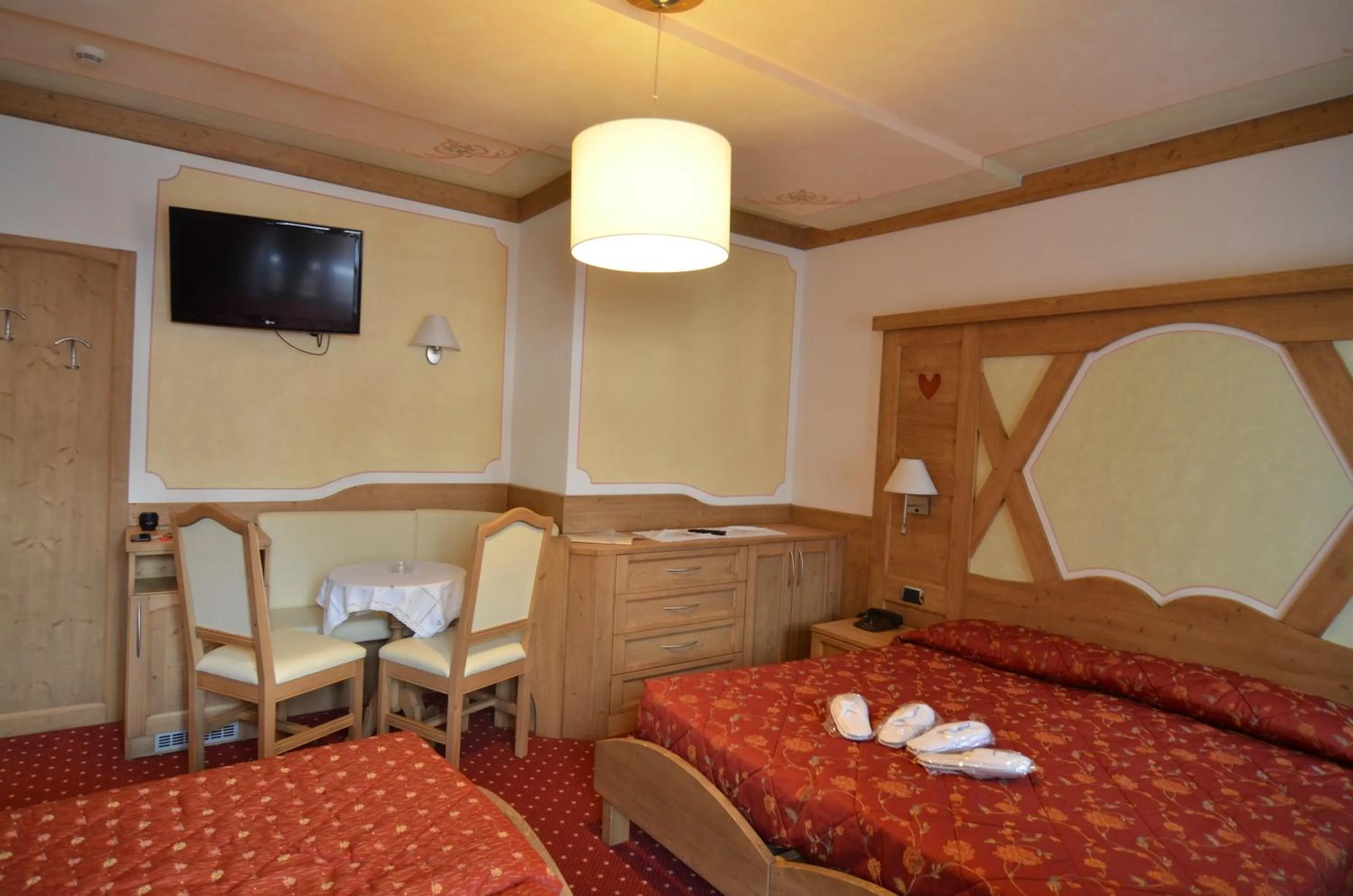 Bed in Hotel Cristallo