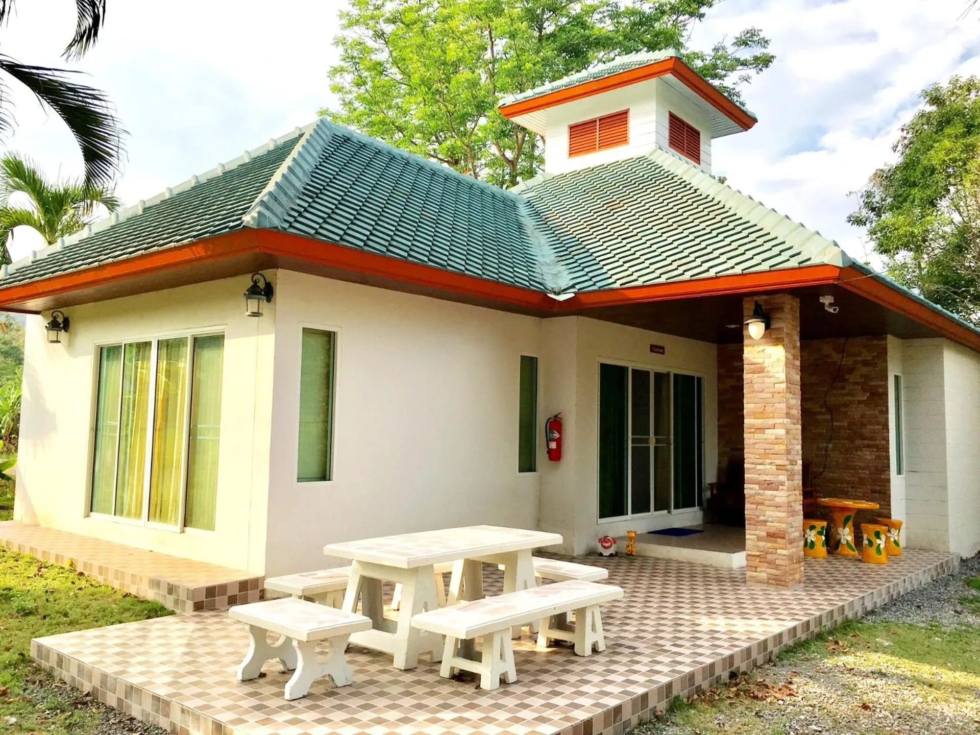 Property building in นาหินลาดรีสอร์ท Nahinlad Resort