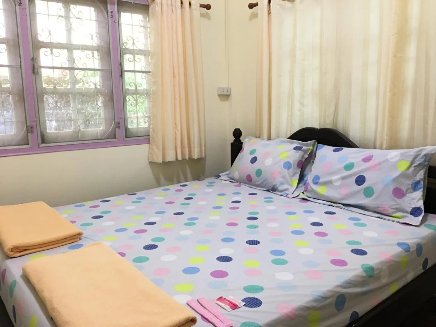 Bed in นาหินลาดรีสอร์ท Nahinlad Resort