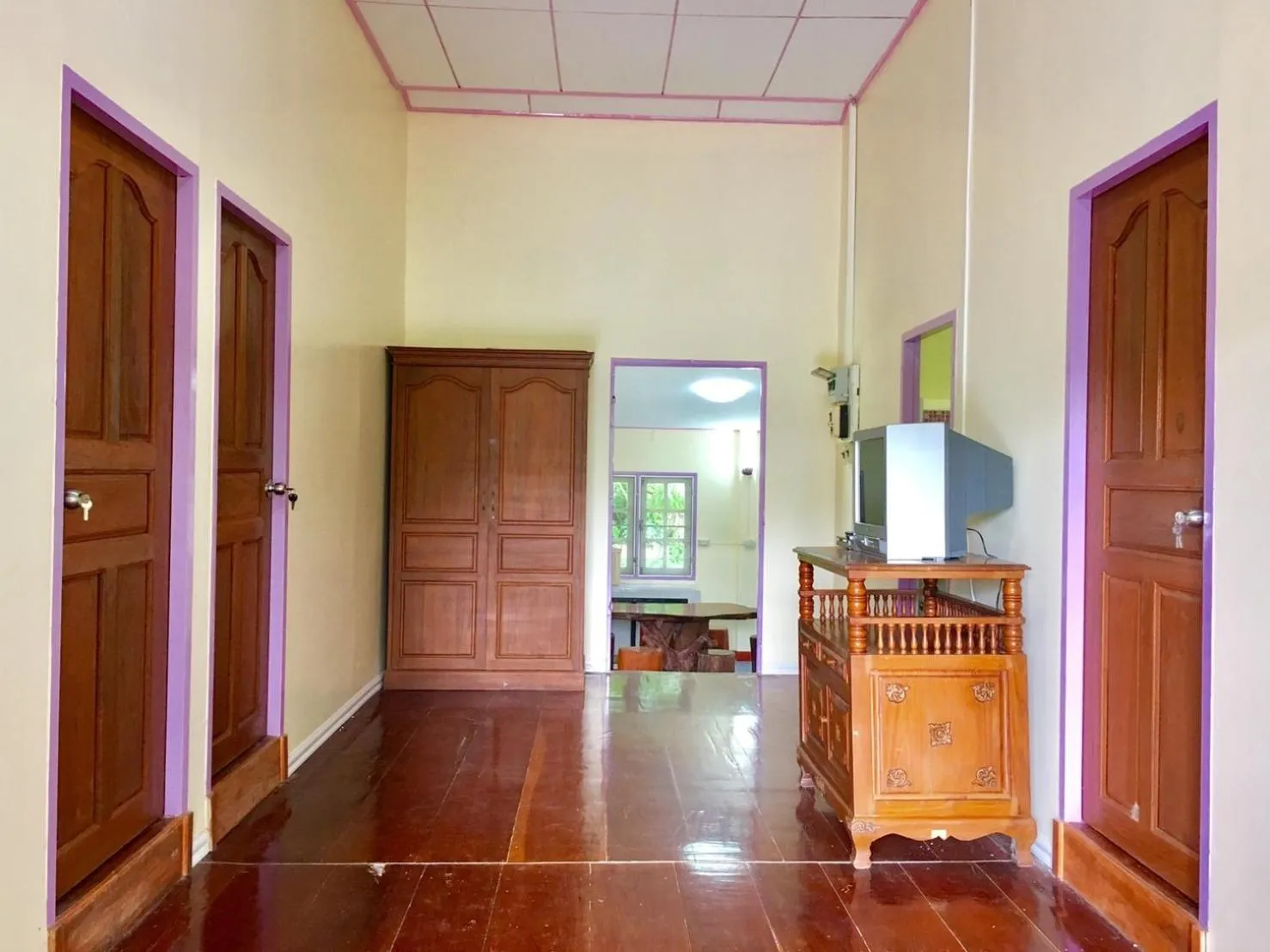 Communal lounge/ TV room in นาหินลาดรีสอร์ท Nahinlad Resort