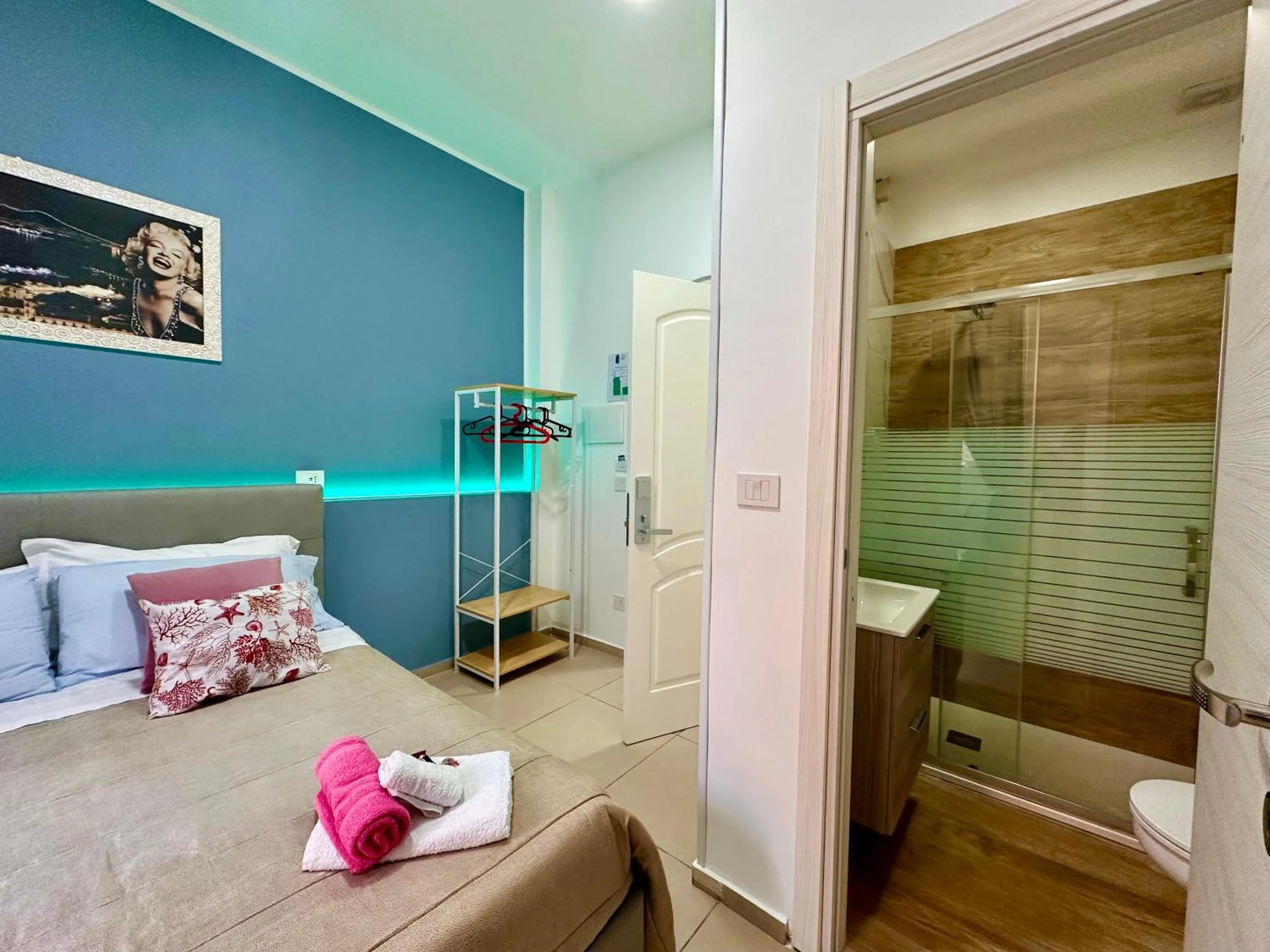 Photo of the whole room in Sweet Dreams Napoli