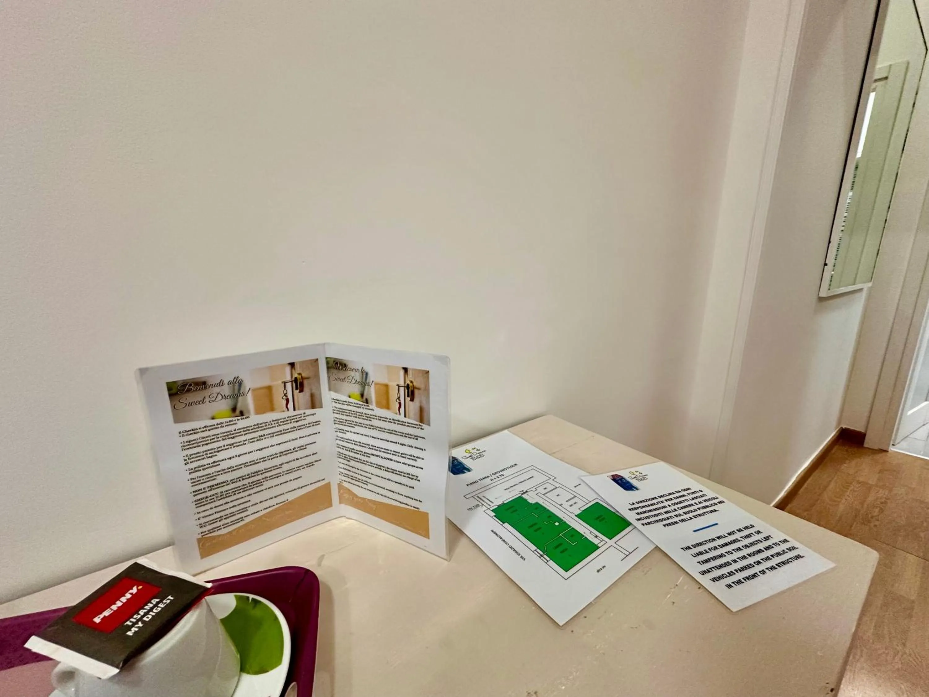 Bedroom in Sweet Dreams Napoli