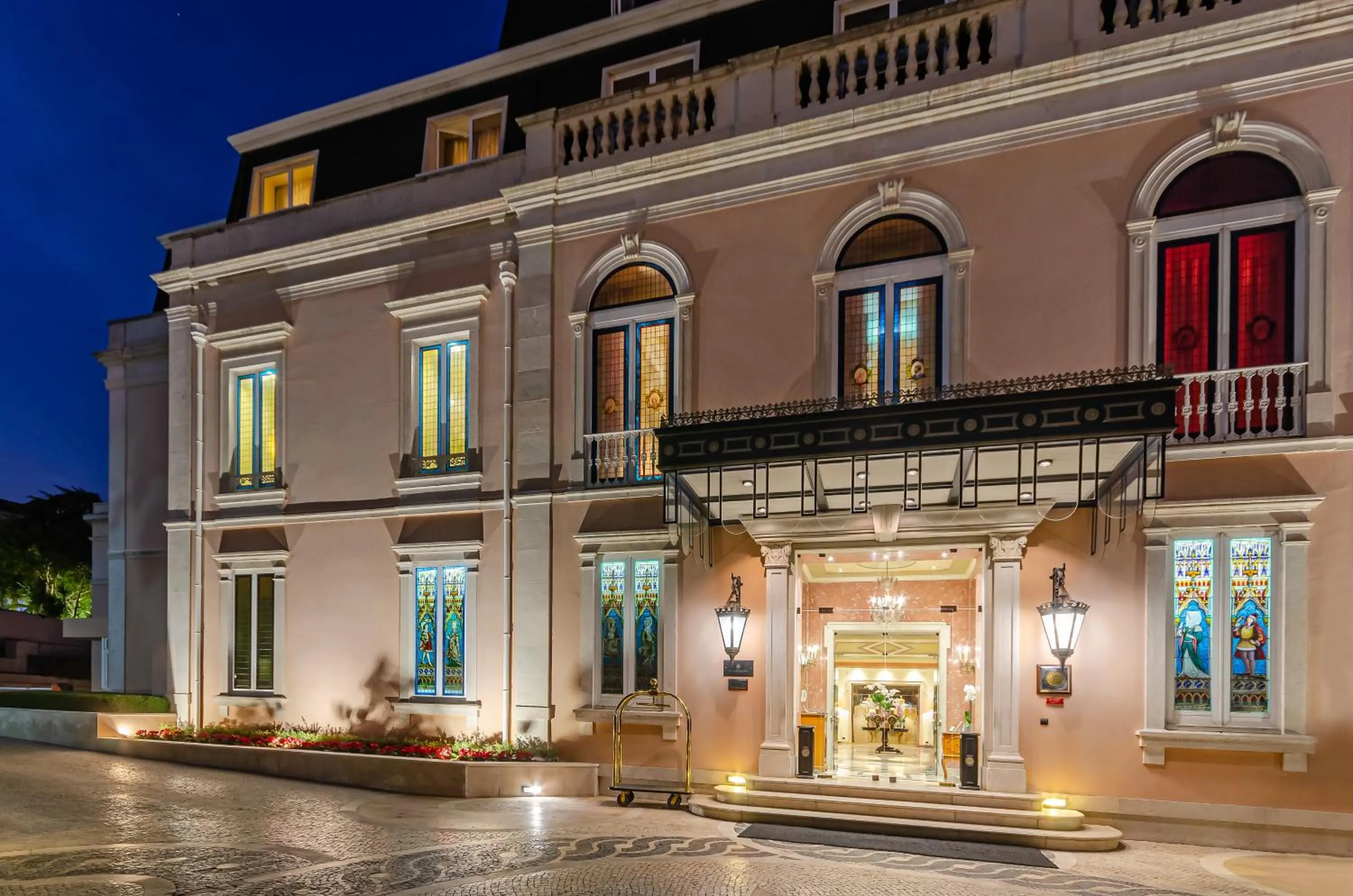 Property building in Olissippo Lapa Palace – The Leading Hotels of the World