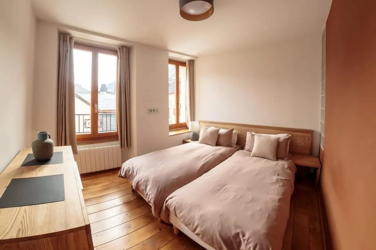 Bed in Paccard: Residence Le Lutetia