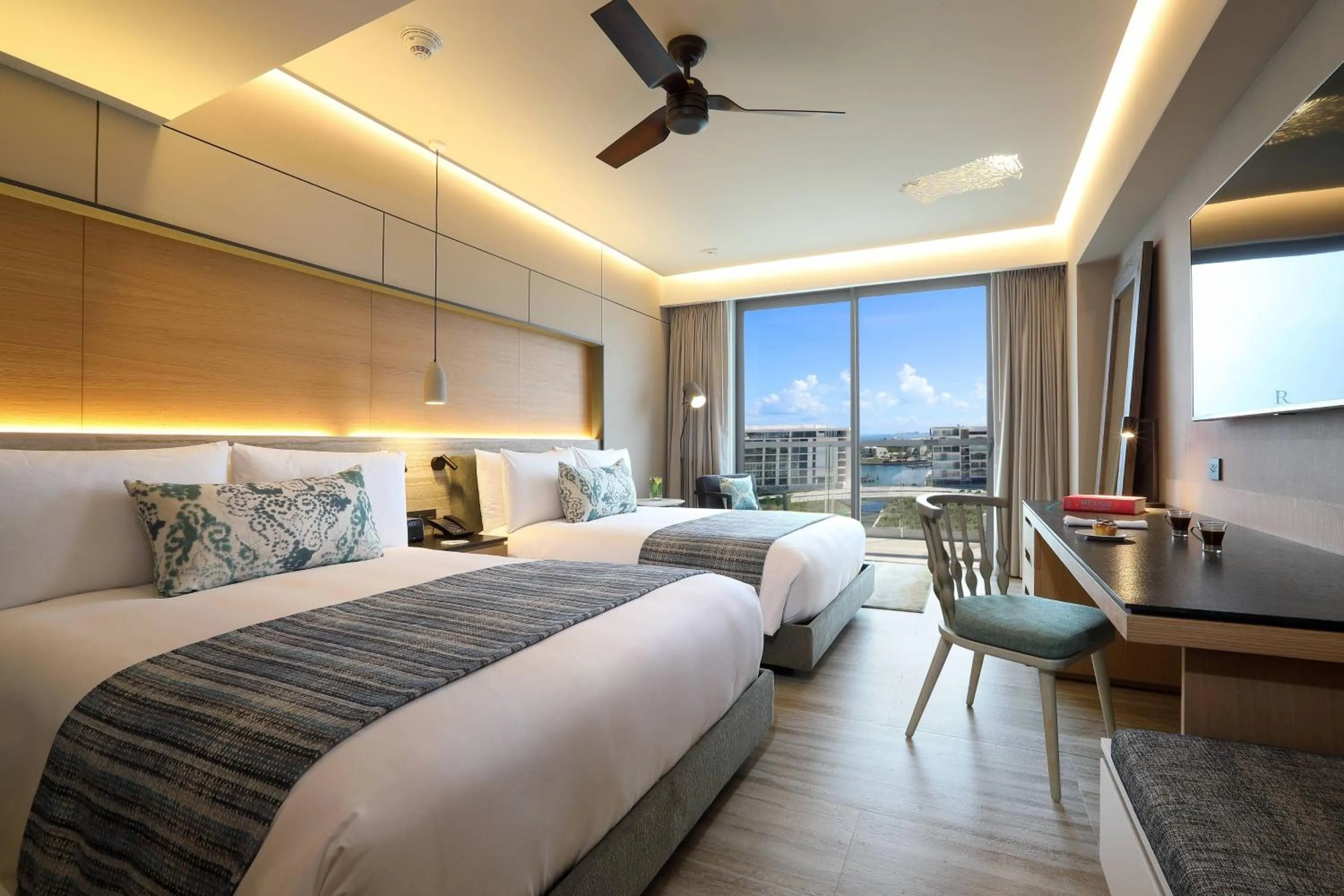 Photo of the whole room, Bed in Renaissance Cancun Resort & Marina