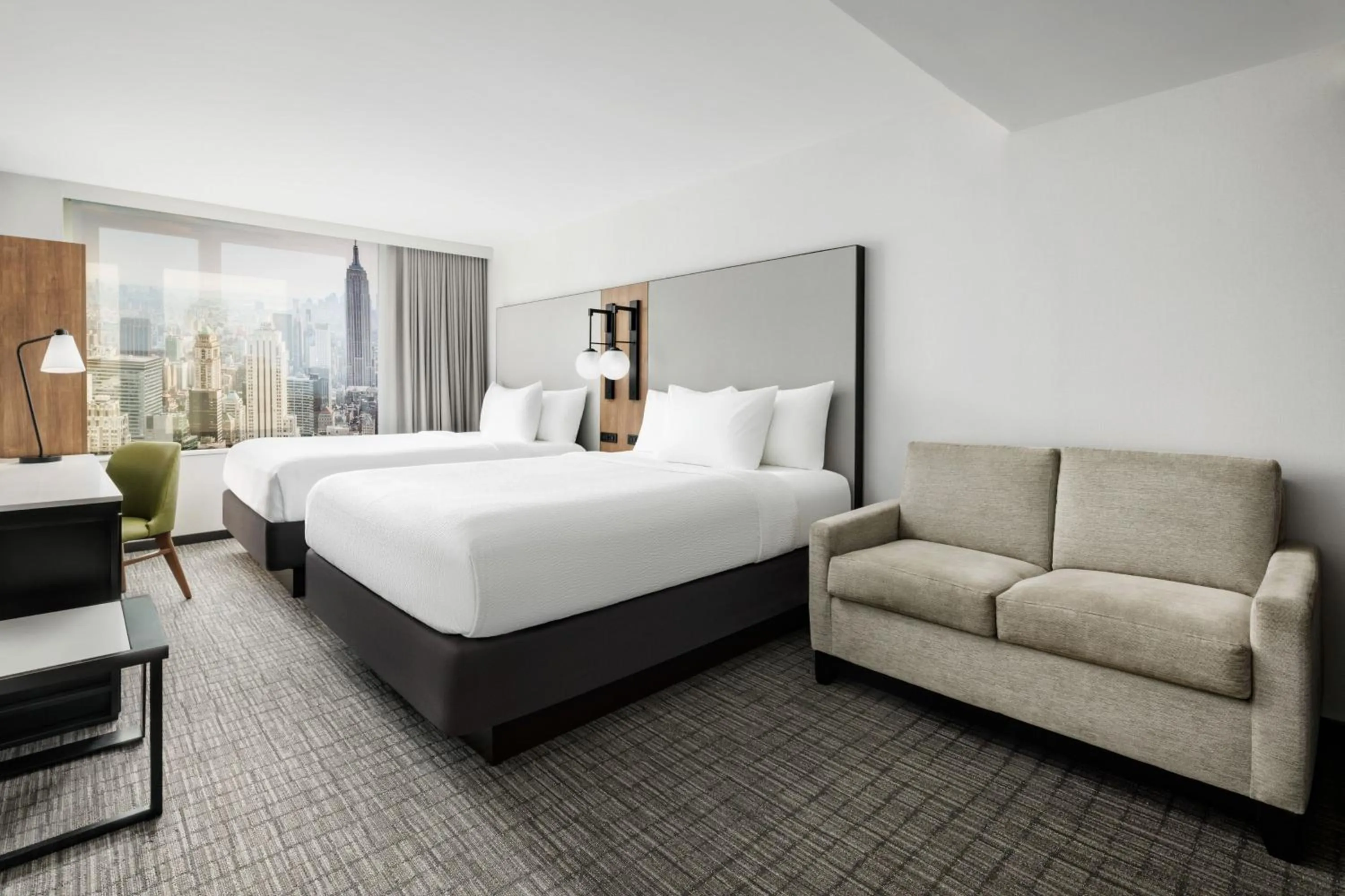 Photo of the whole room, Bed in Fairfield Inn & Suites by Marriott New York Manhattan/Times Square South