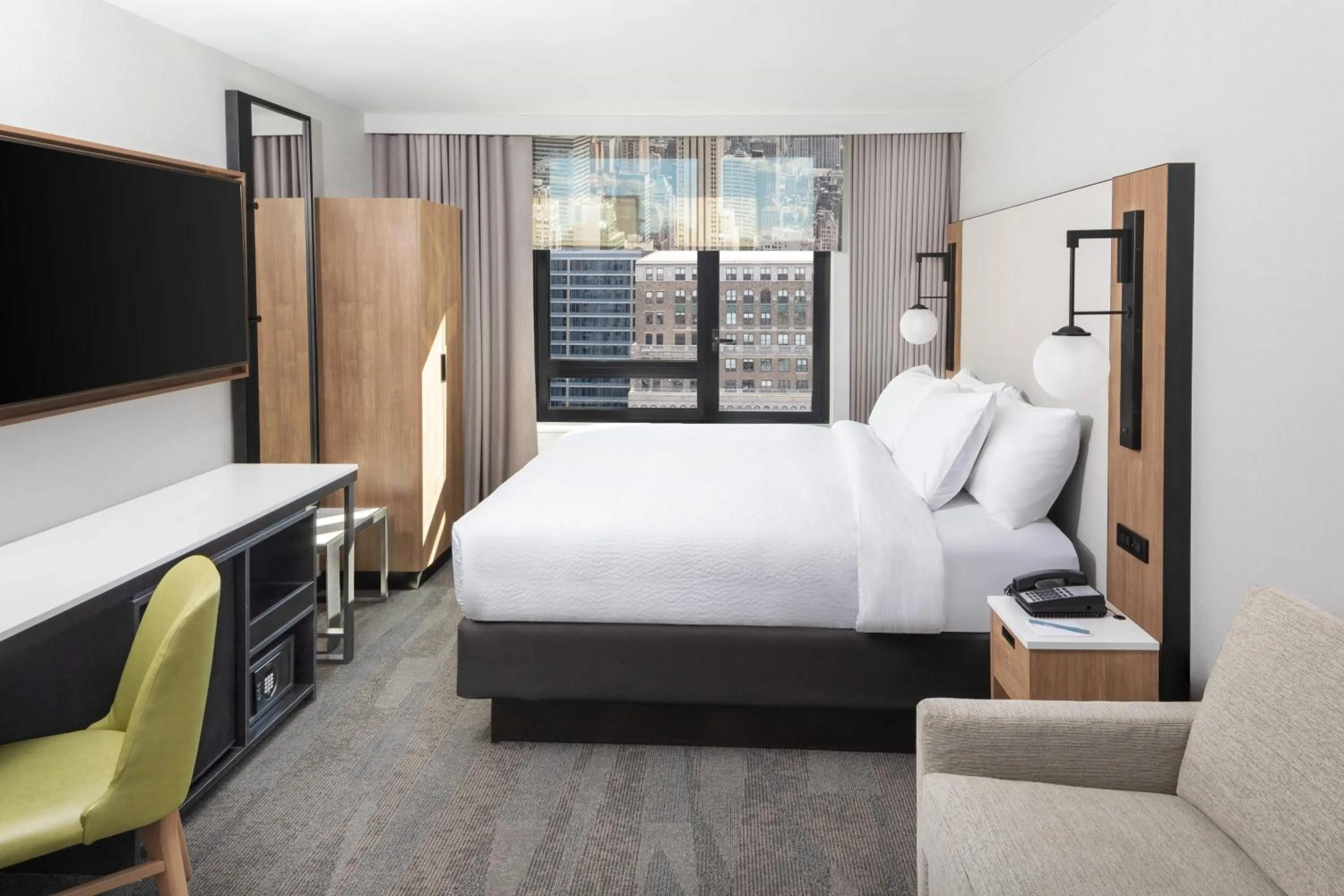 Photo of the whole room, Bed in Fairfield Inn & Suites by Marriott New York Manhattan/Times Square South