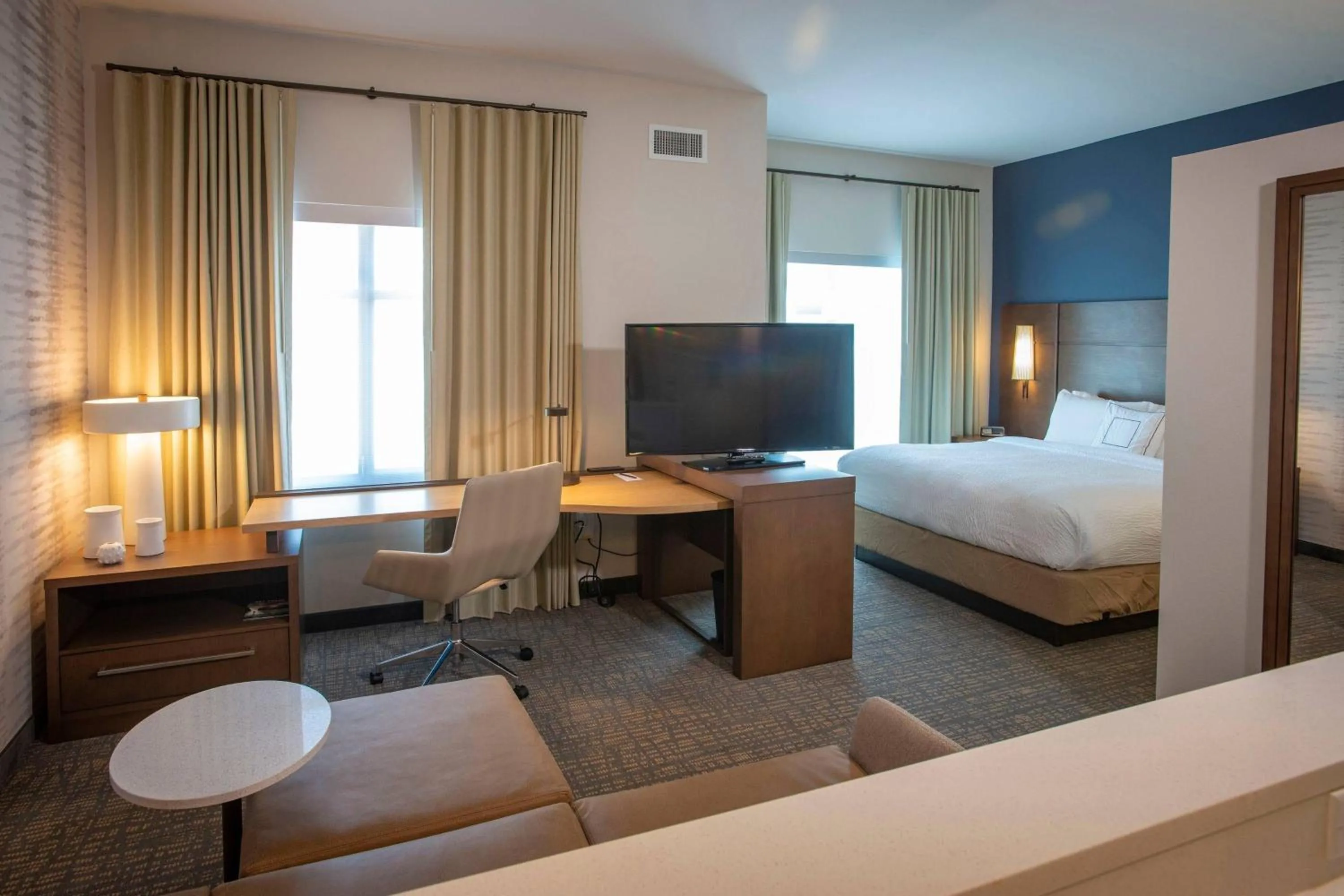 Photo of the whole room, Bed in Residence Inn by Marriott Pensacola Airport/Medical Center