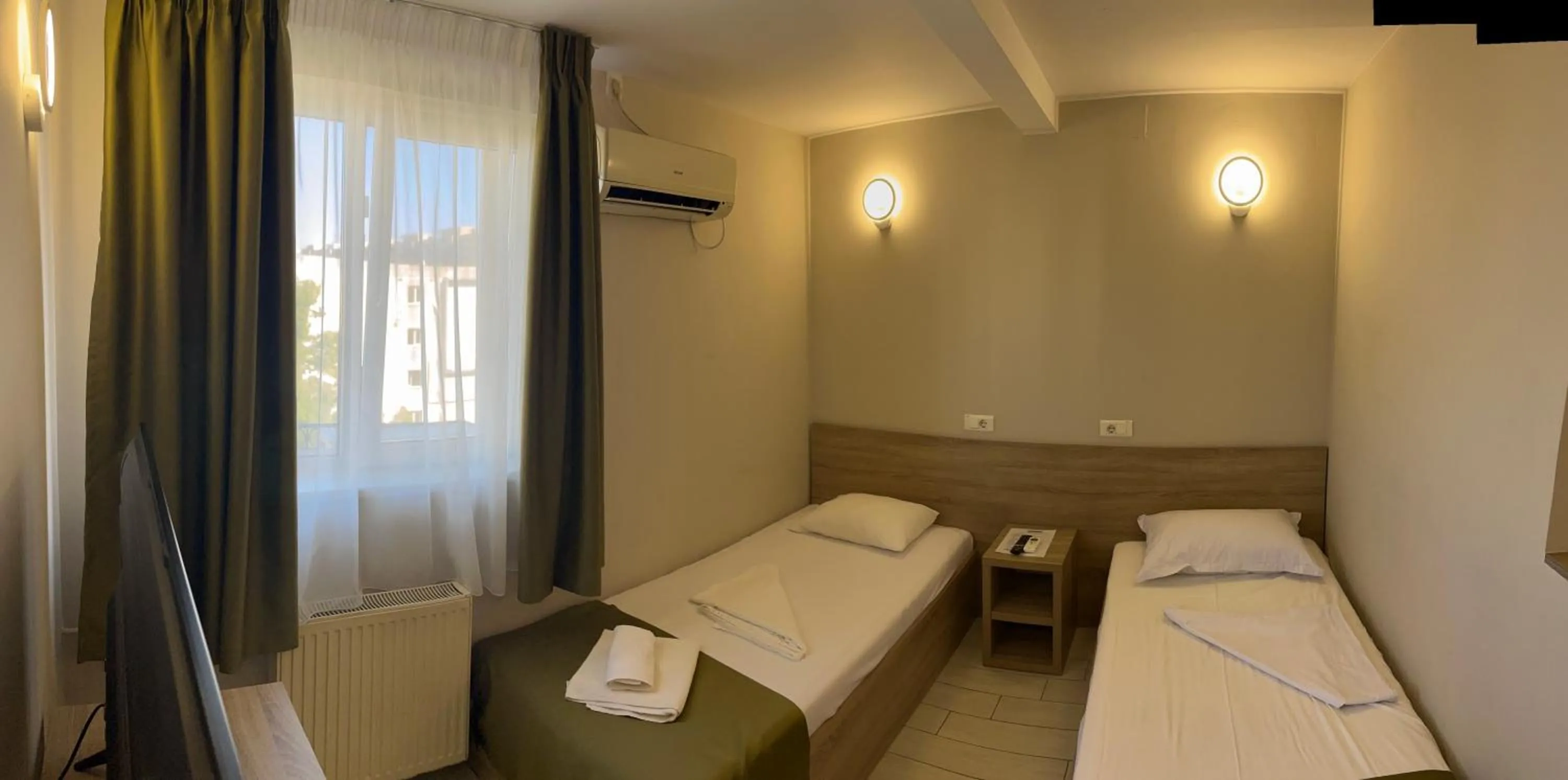 Bed in City Hotel Bucharest