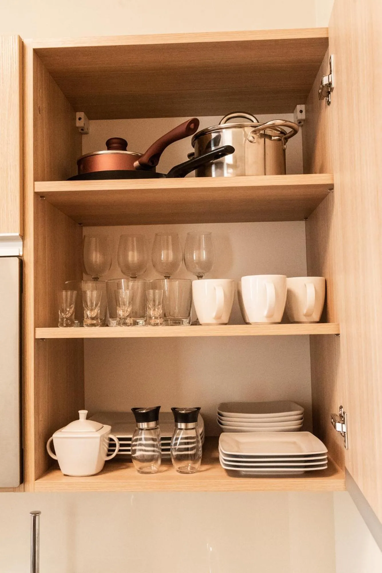 Kitchen or kitchenette in Metropolis Apartamenty Centrum